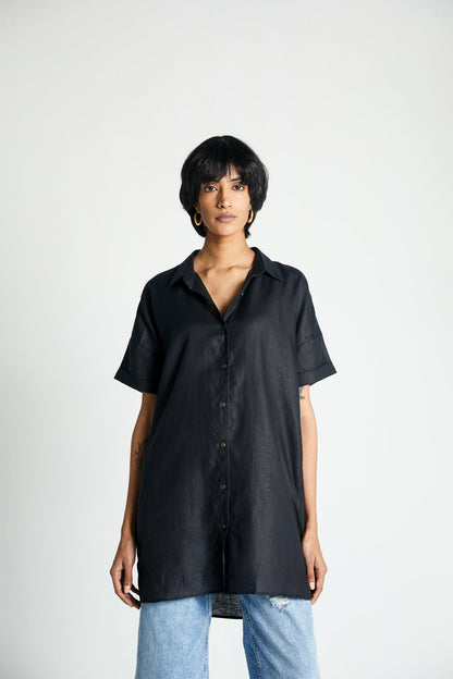 The Everyday Shirt at Kamakhyaa by Reistor. This item is Black, Hemp, Natural, Noir, Office Wear, Regular Fit, Shirts, Solids, Tops, Womenswear