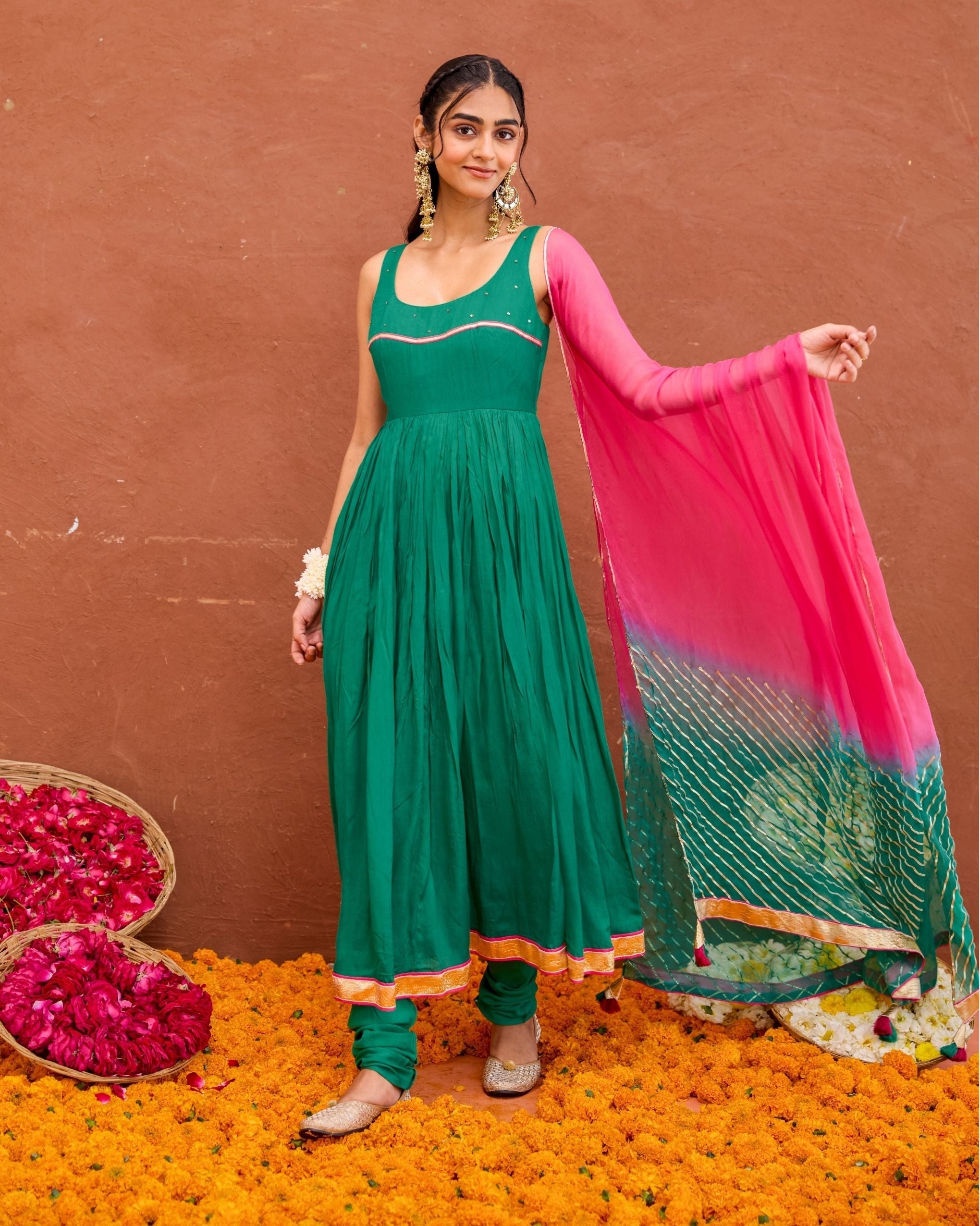 Aarna Kurta Set at kamakhyaa.com by Taro. This item is Saundh by Taro, Under $50