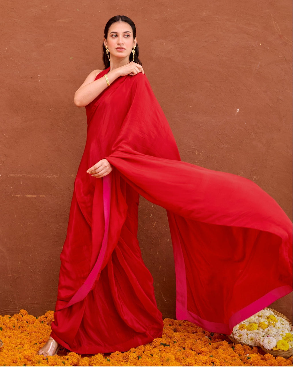 Aarza Saree at kamakhyaa.com by Taro. This item is Saundh by Taro, Under $50