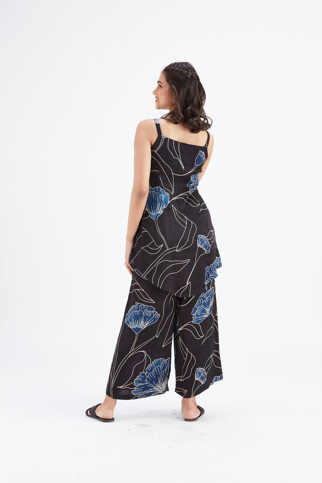 Alina Black Floral Printed Cotton Co-ord set at Kamakhyaa by Hasttvam. This item is Black, Cotton, Ete by Hasttvam, Floral Prints, Fusion Wear, Hand Printed, Womenswear