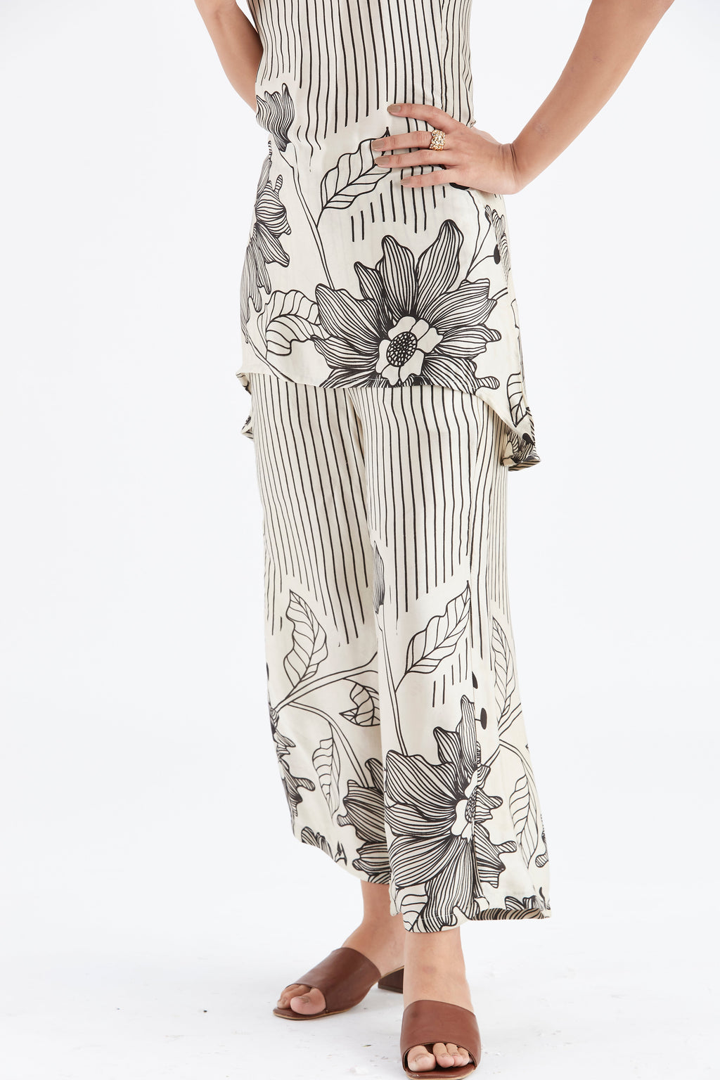 Alina White Floral Printed Cotton Co-ord set at Kamakhyaa by Hasttvam. This item is Cotton, Ete by Hasttvam, Floral Prints, Fusion Wear, Hand Printed, White, Womenswear