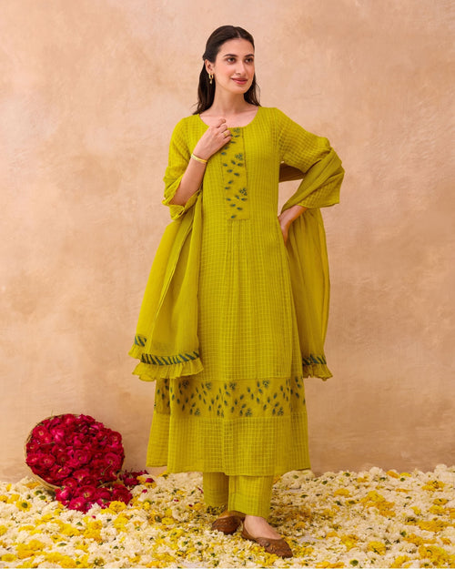 Amber Bloom Kurta Set at Kamakhyaa by Taro. This item is Everyday Connection by Taro