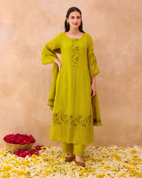 Amber Bloom Kurta Set at Kamakhyaa by Taro. This item is Everyday Connection by Taro
