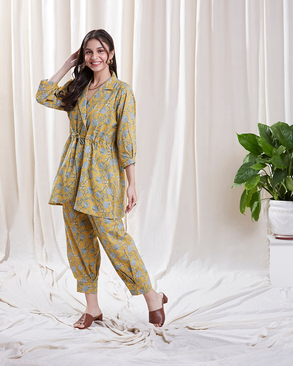 Aria Yellow Co-ord set at Kamakhyaa by Hasttvam. This item is Co-ord set, Festive wear, Floral Kurta set, Relaxed Fit
