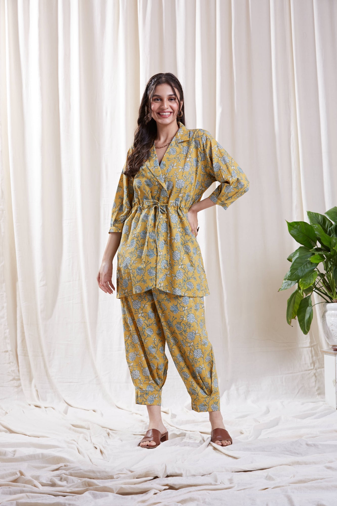 Aria Yellow Co-ord set at Kamakhyaa by Hasttvam. This item is Co-ord set, Festive wear, Floral Kurta set, Relaxed Fit