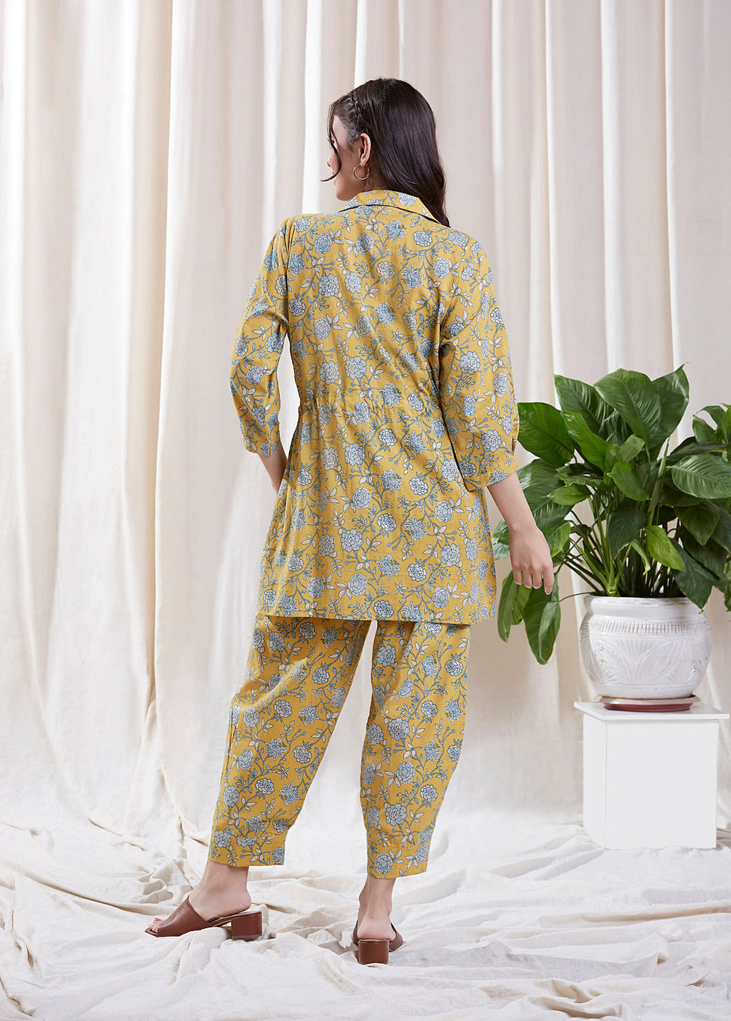 Aria Yellow Co-ord set at Kamakhyaa by Hasttvam. This item is Co-ord set, Festive wear, Floral Kurta set, Relaxed Fit