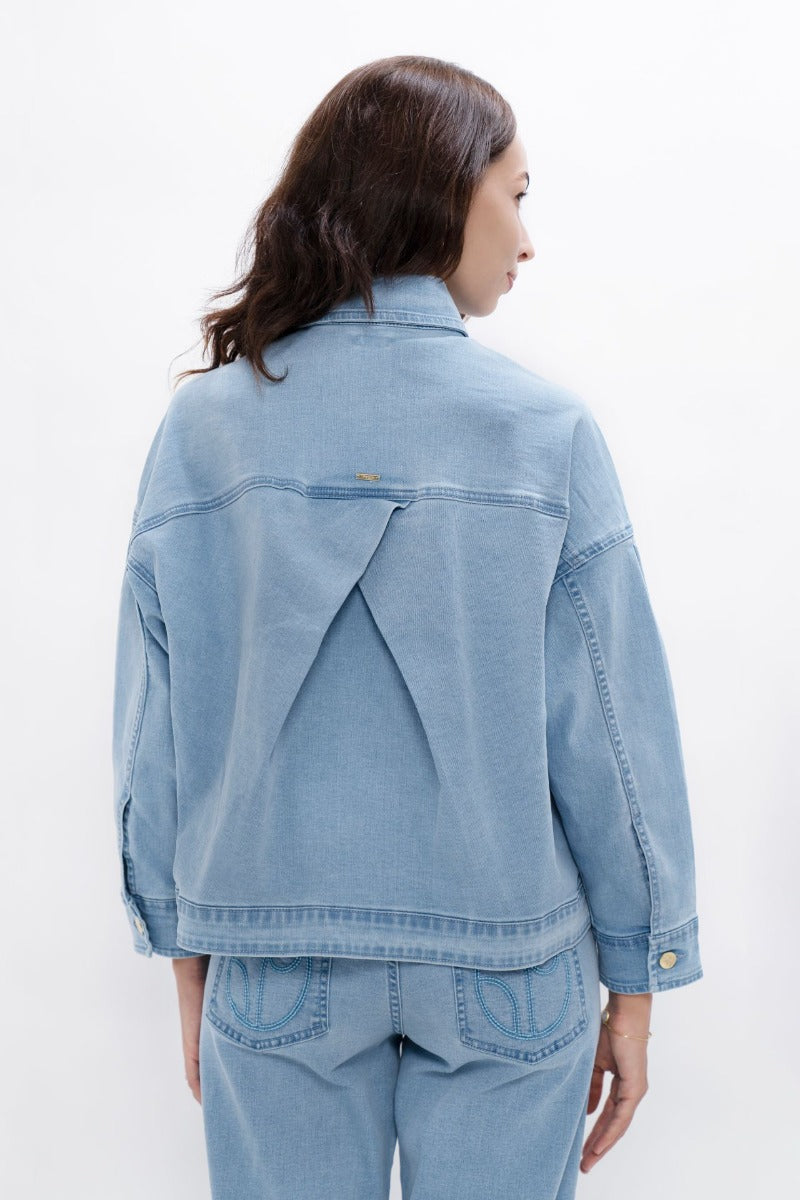 Arizona - Denim Jacket - Sky at Kamakhyaa by 1 People. This item is Denim, Denim Jacket, Elastane, Light Blue, Made from Natural Materials, Organic Cotton, Overlays, REPREVE Polyester