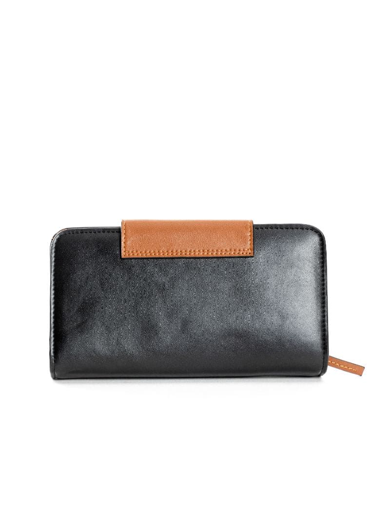 Black Casual Wear Women Wallet at Kamakhyaa by Green Hermitage. This item is Apple Leather, Black, Casual Wear, Free Size, Hemp, Lyocell, Recycled, Solids, Women Wallets