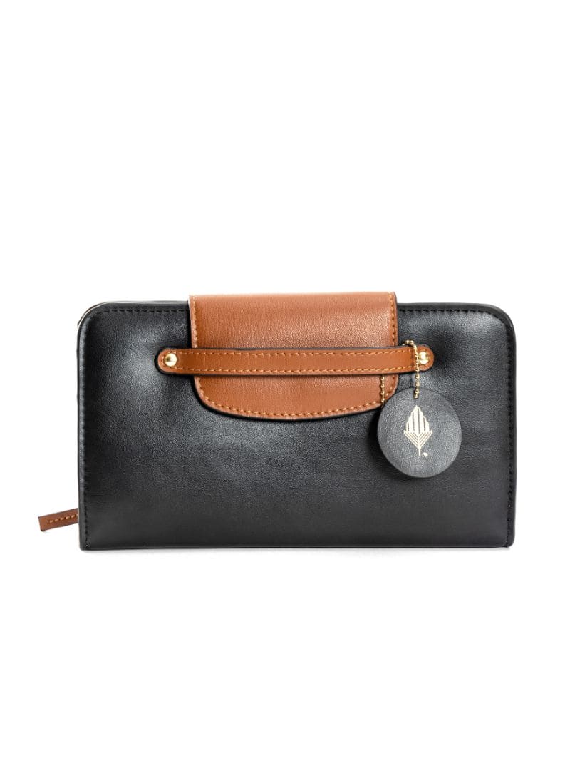 Black Casual Wear Women Wallet at Kamakhyaa by Green Hermitage. This item is Apple Leather, Black, Casual Wear, Free Size, Hemp, Lyocell, Recycled, Solids, Women Wallets