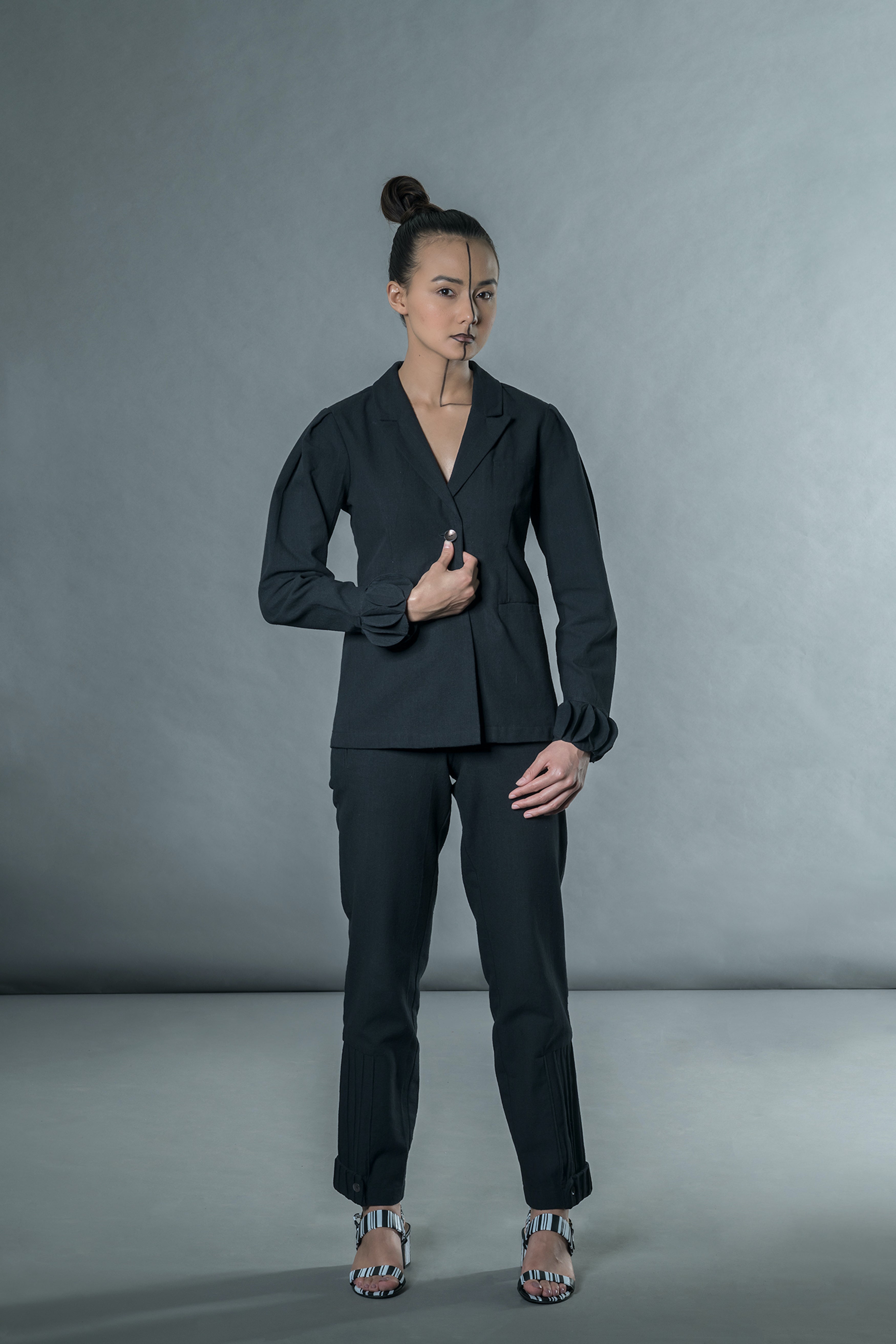 Black Pants with Corded Patch at kamakhyaa.com by Anushé Pirani. This item is Anushe Pirani Sale, Black, Handwoven Jute Cotton, July Sale, July Sale 2023, Natural, Office Wear, Pants, Regular Fit, Solids, The Line Tales, The Line Tales by Anushe Pirani, Womenswear