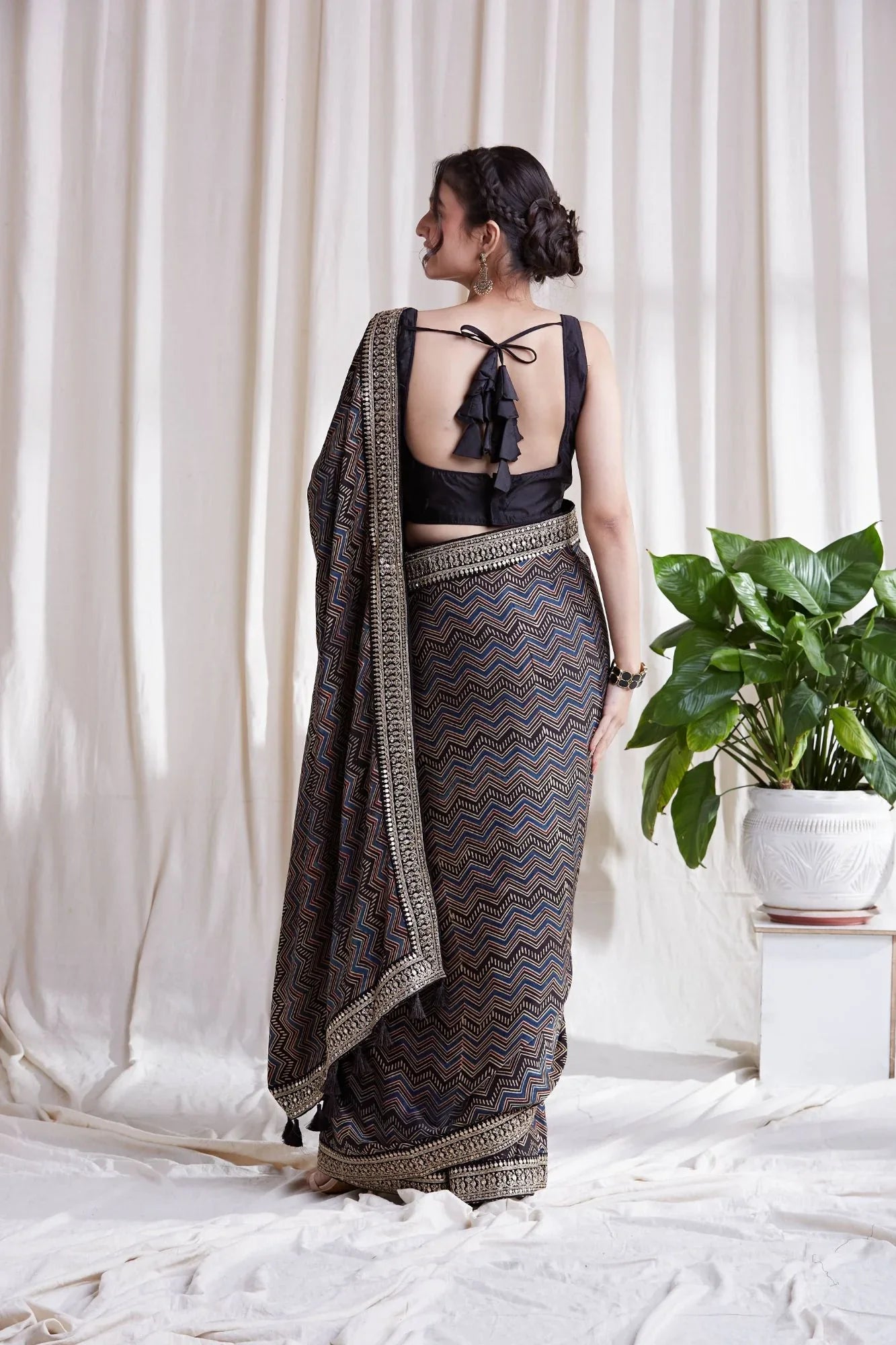 Black Printed Saree with Blouse at Kamakhyaa by Hasttvam. This item is Black, Festive Wear, Floral, Modal silk, Natural dyes, Relaxed Fit, Respondible production and Vegan