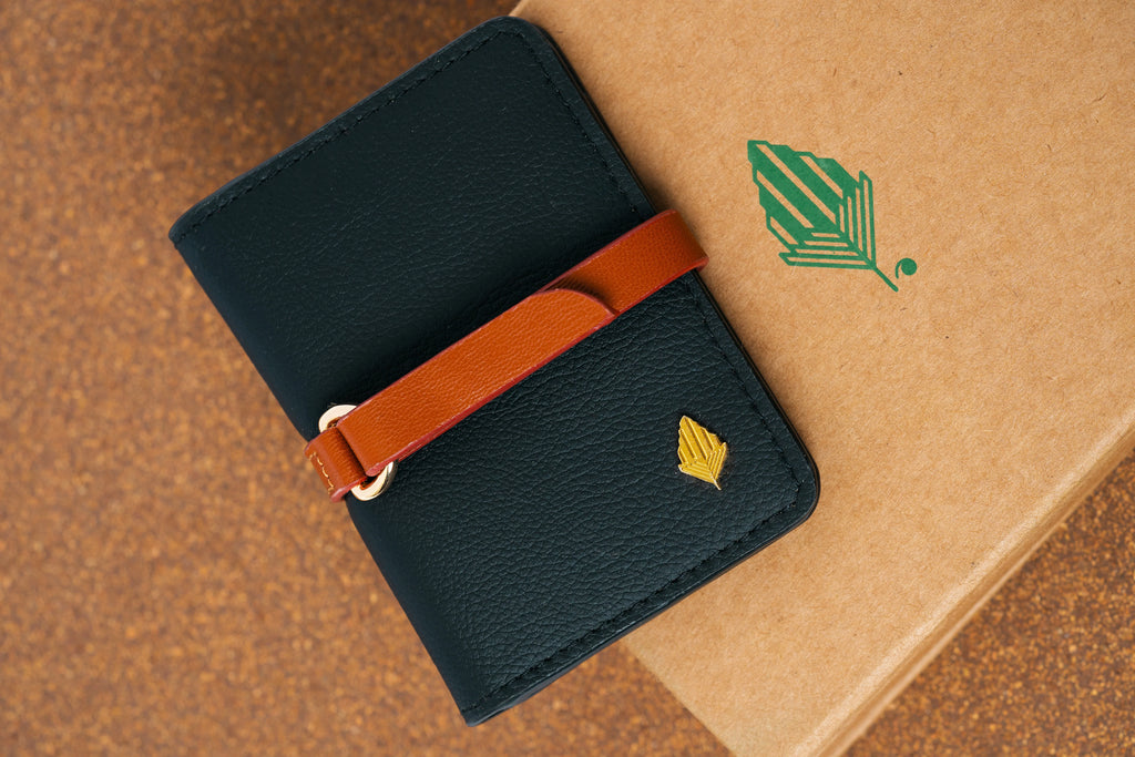 Black Solid Cardholder at Kamakhyaa by Green Hermitage. This item is Black, Cactus Leather, Cardholders, Free Size, Hemp, Lyocell, Office Wear, Recycled, Solids