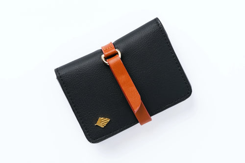 Black Solid Cardholder at Kamakhyaa by Green Hermitage. This item is Black, Cactus Leather, Cardholders, Free Size, Hemp, Lyocell, Office Wear, Recycled, Solids
