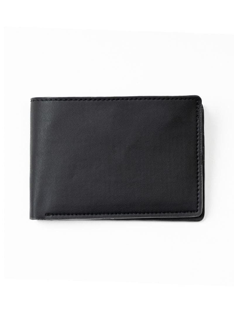Black Solid Men Wallet at Kamakhyaa by Green Hermitage. This item is Apple Leather, Black, Casual Wear, Free Size, Hemp, Lyocell, Men Wallets, Recycled, Solids