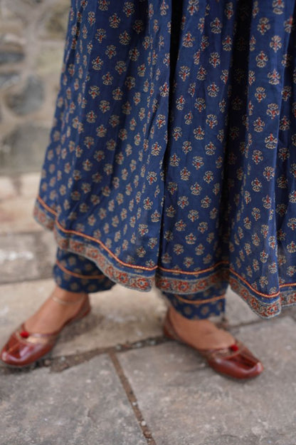 Blue Printed Kurta Set at Kamakhyaa by Hasttvam. This item is Blue, Cotton, Festive Wear, Floral, Handmade by Artisans, Natural dyes, Relaxed Fit, Respondible production and Vegan