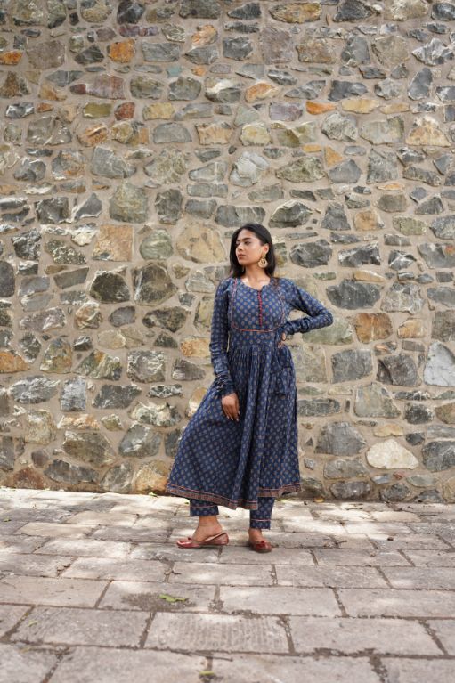 Blue Printed Kurta Set at Kamakhyaa by Hasttvam. This item is Blue, Cotton, Festive Wear, Floral, Handmade by Artisans, Natural dyes, Relaxed Fit, Respondible production and Vegan