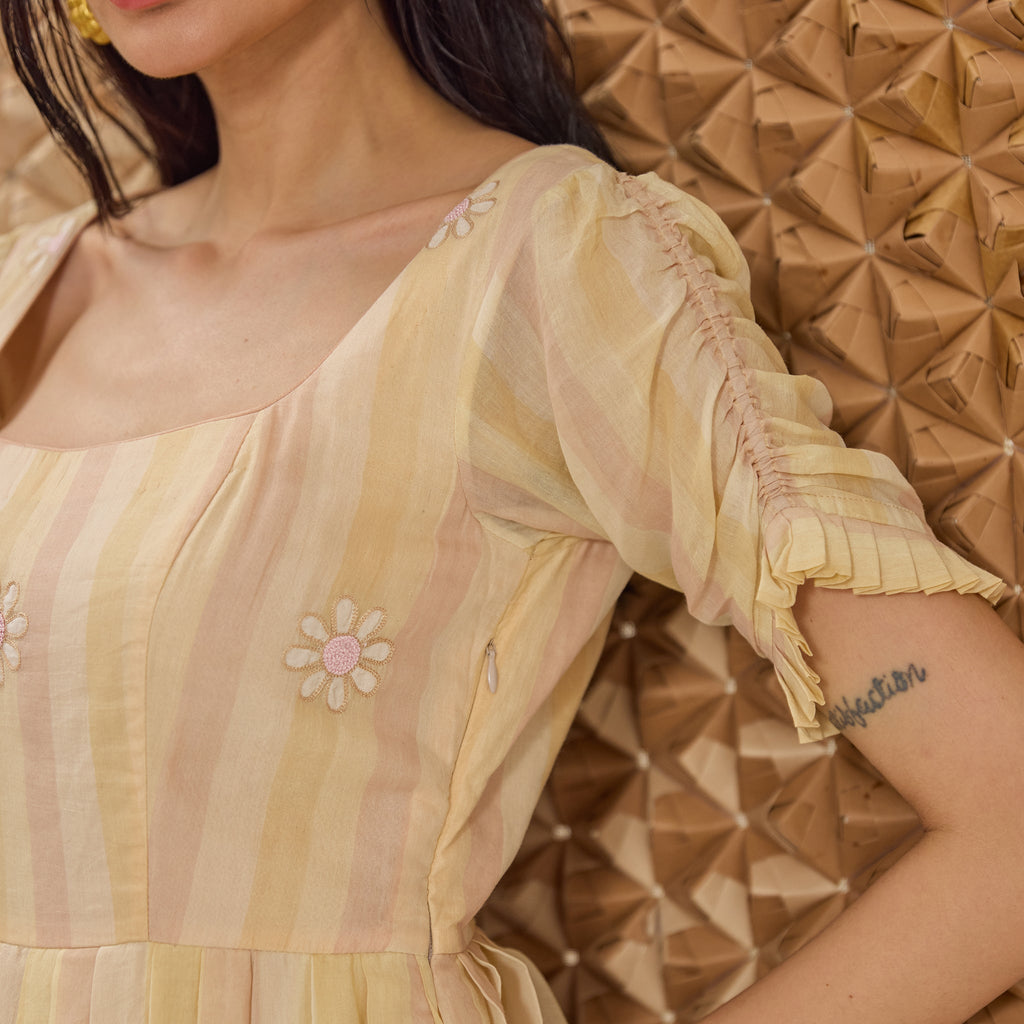 Daisy Breeze at Kamakhyaa by The Loom Art. This item is Fluer De Code by The Loom Art, French Knots, Handwoven Cotton Silk, Pink