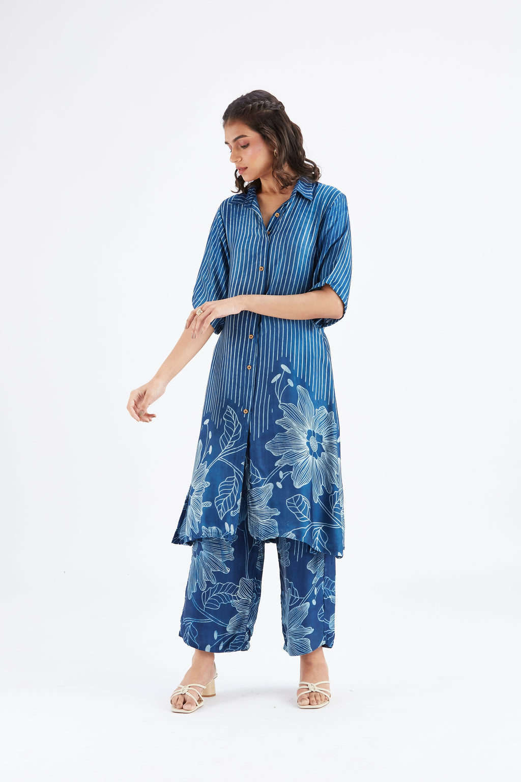 Easha Indigo Floral Printed Modal kurta set at Kamakhyaa by Hasttvam. This item is Ete by Hasttvam, Floral Prints, Fusion Wear, Hand Printed, Indigo, Modal, Womenswear