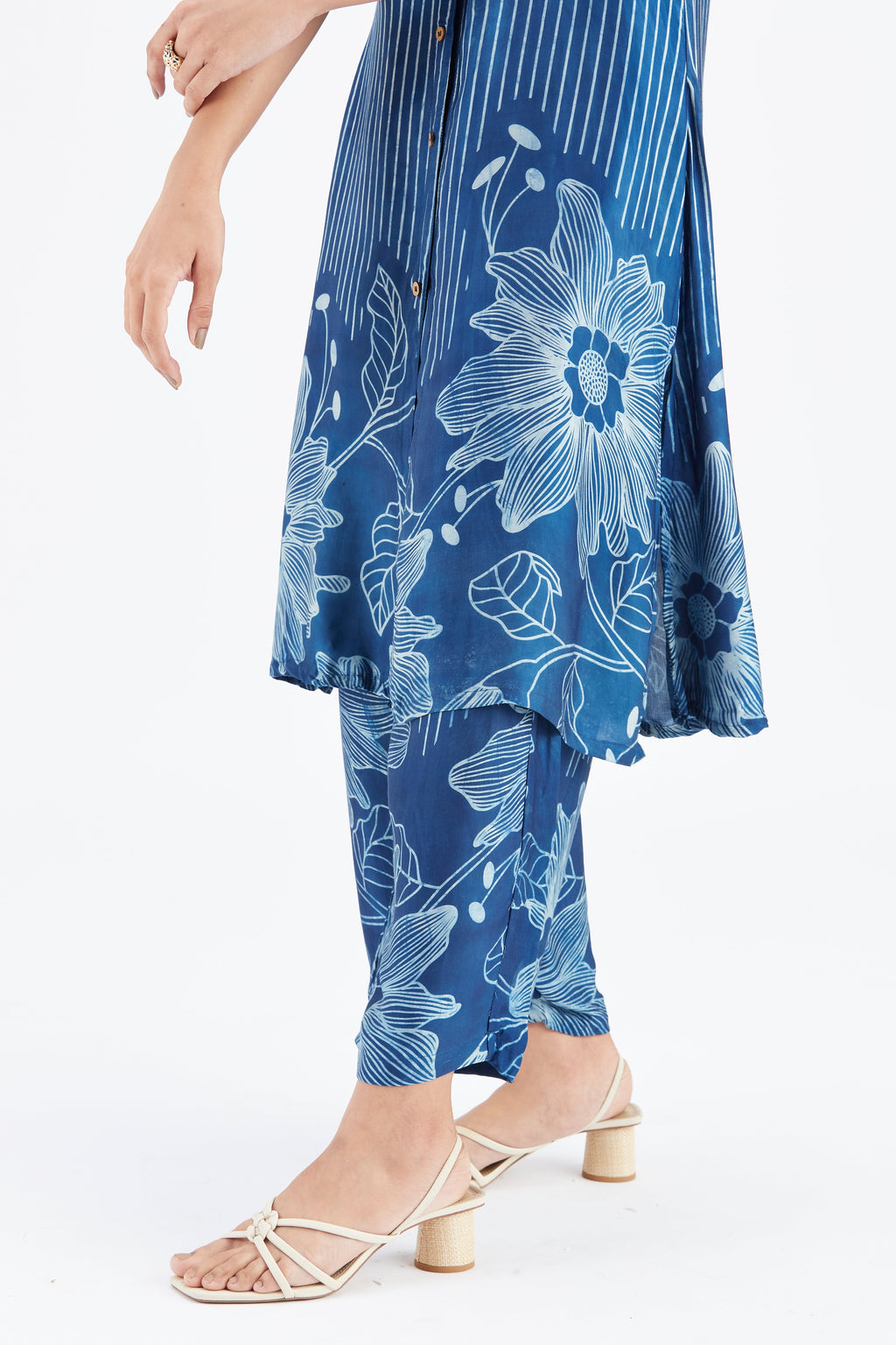 Easha Indigo Floral Printed Modal kurta set at Kamakhyaa by Hasttvam. This item is Ete by Hasttvam, Floral Prints, Fusion Wear, Hand Printed, Indigo, Modal, Womenswear