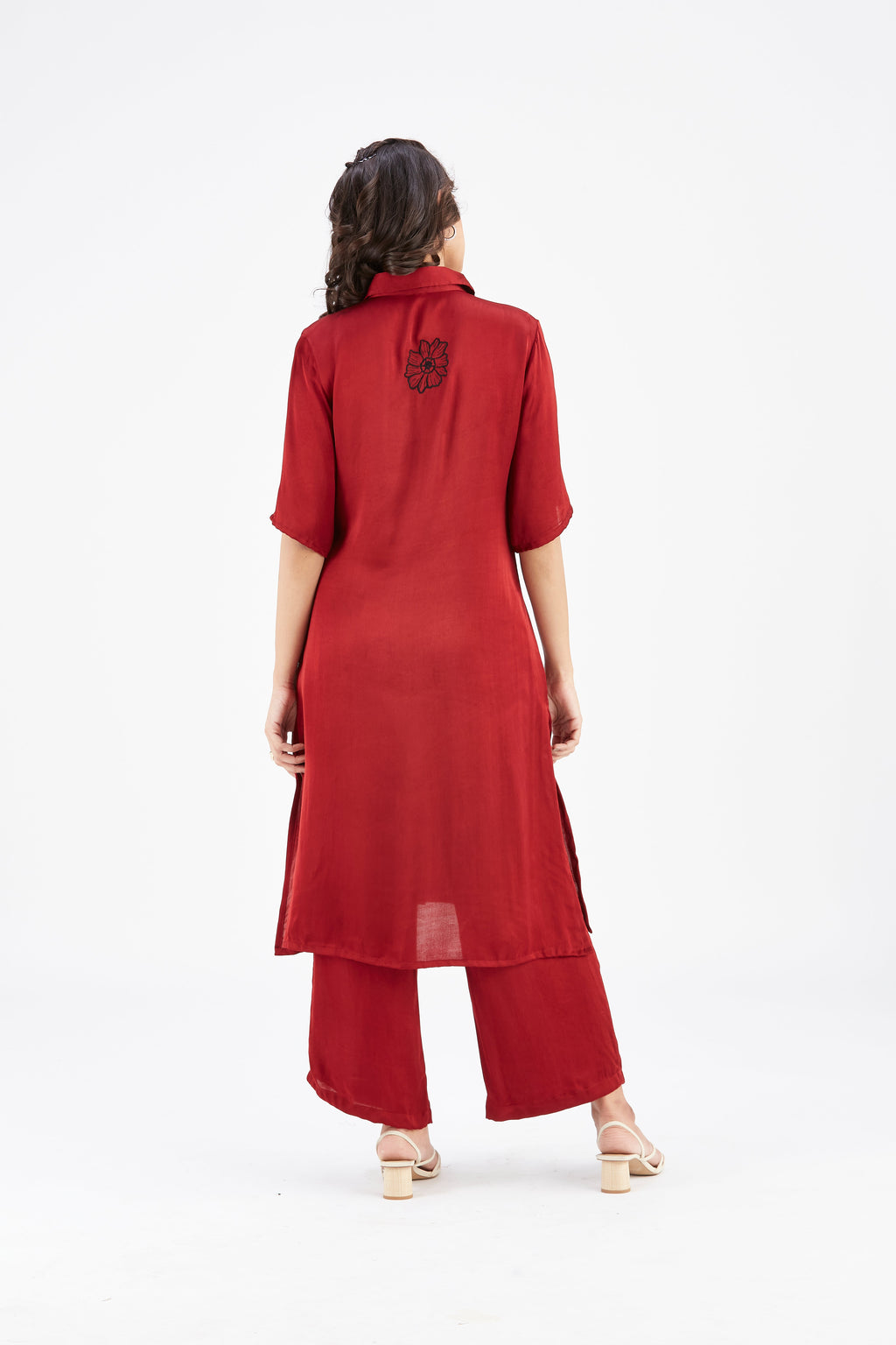 Easha Red Modal kurta set at Kamakhyaa by Hasttvam. This item is Ete by Hasttvam, Floral Prints, Fusion Wear, Hand Printed, Modal, Red, Womenswear