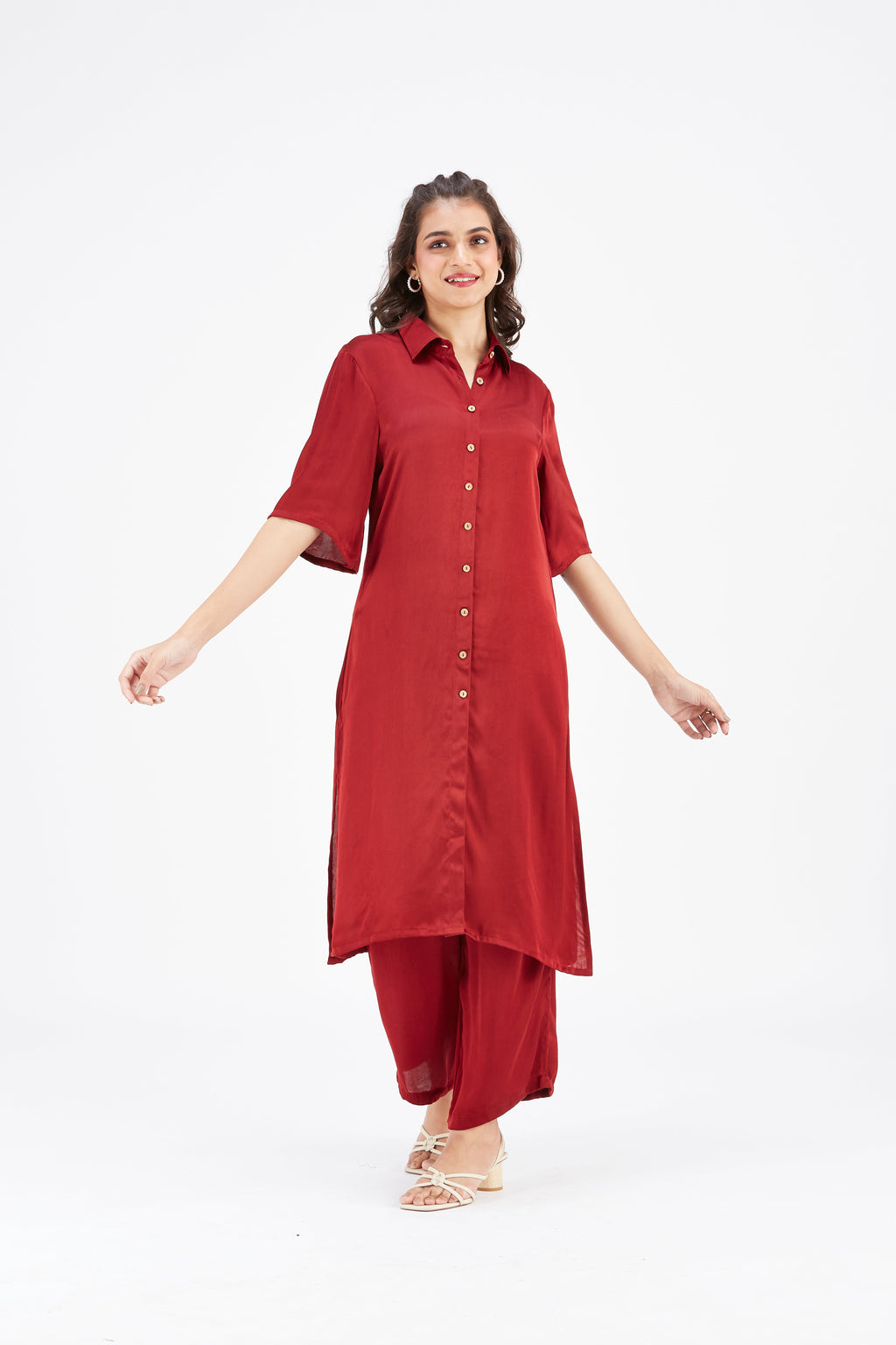 Easha Red Modal kurta set at Kamakhyaa by Hasttvam. This item is Ete by Hasttvam, Floral Prints, Fusion Wear, Hand Printed, Modal, Red, Womenswear