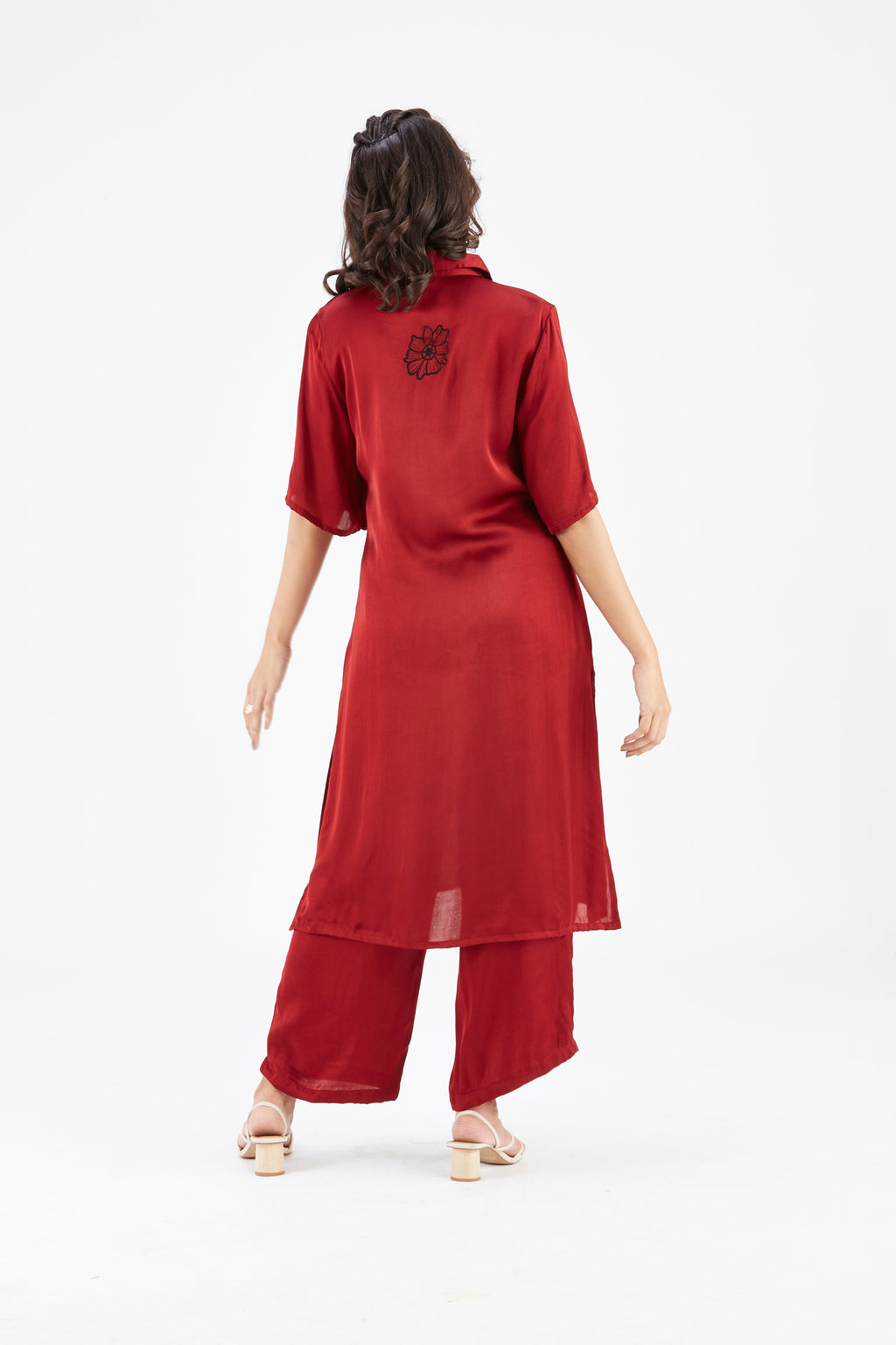 Easha Red Modal kurta set at Kamakhyaa by Hasttvam. This item is Ete by Hasttvam, Floral Prints, Fusion Wear, Hand Printed, Modal, Red, Womenswear