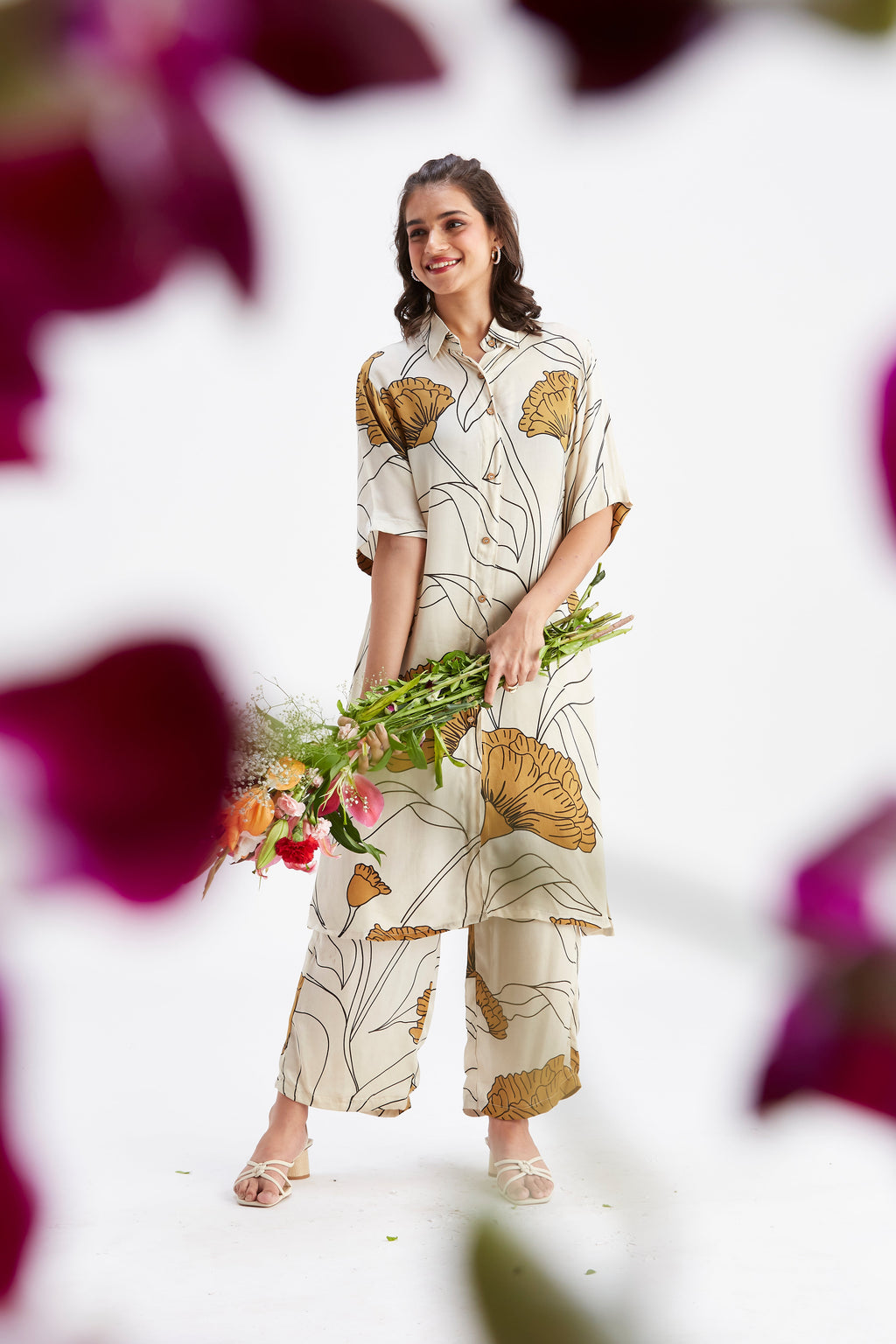 Easha White Floral Printed Modal kurta set at Kamakhyaa by Hasttvam. This item is Ete by Hasttvam, Floral Prints, Fusion Wear, Hand Printed, Modal, White, Womenswear