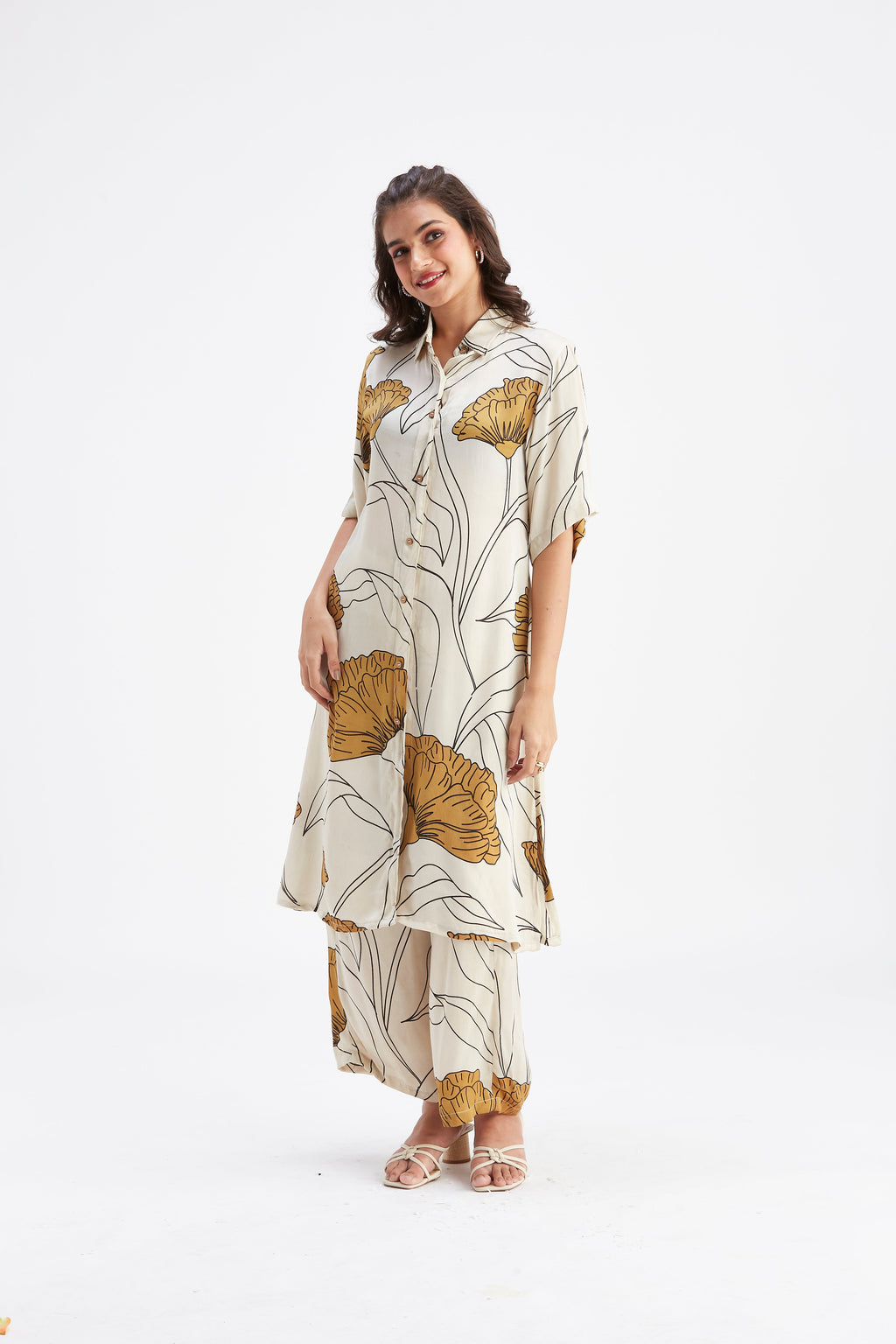 Easha White Floral Printed Modal kurta set at Kamakhyaa by Hasttvam. This item is Ete by Hasttvam, Floral Prints, Fusion Wear, Hand Printed, Modal, White, Womenswear