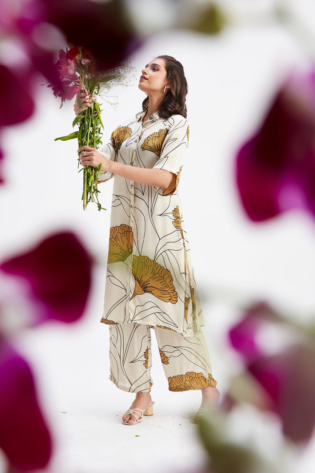Easha White Floral Printed Modal kurta set at Kamakhyaa by Hasttvam. This item is Ete by Hasttvam, Floral Prints, Fusion Wear, Hand Printed, Modal, White, Womenswear