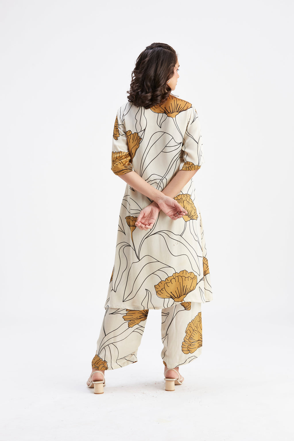 Easha White Floral Printed Modal kurta set at Kamakhyaa by Hasttvam. This item is Ete by Hasttvam, Floral Prints, Fusion Wear, Hand Printed, Modal, White, Womenswear