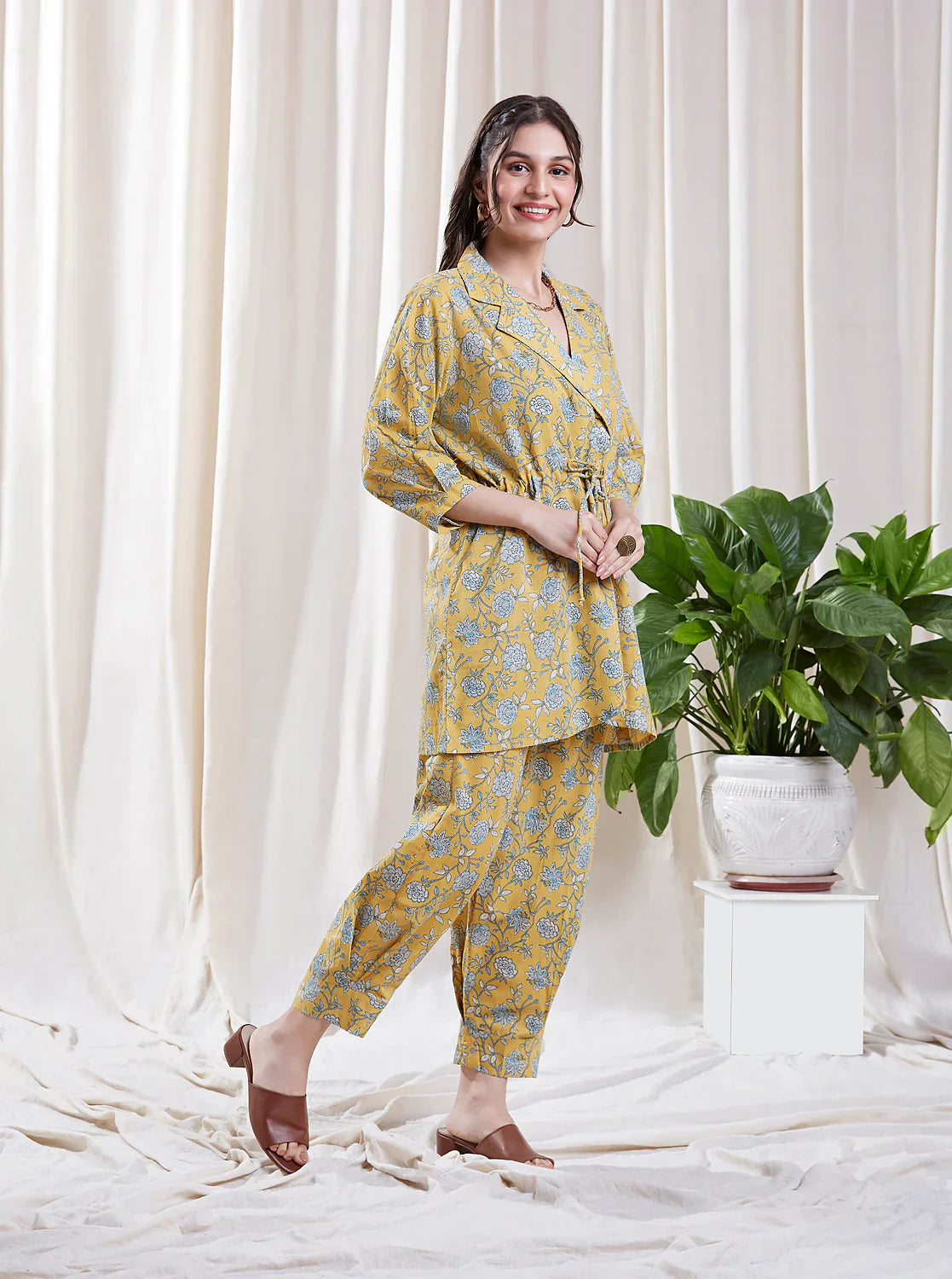 Floral Print Yellow Co-ord Set at Kamakhyaa by Hasttvam. This item is Cotton, Floral, Fusion Wear, Natural dyes, Relaxed Fit, Respondible production and Vegan, Yellow