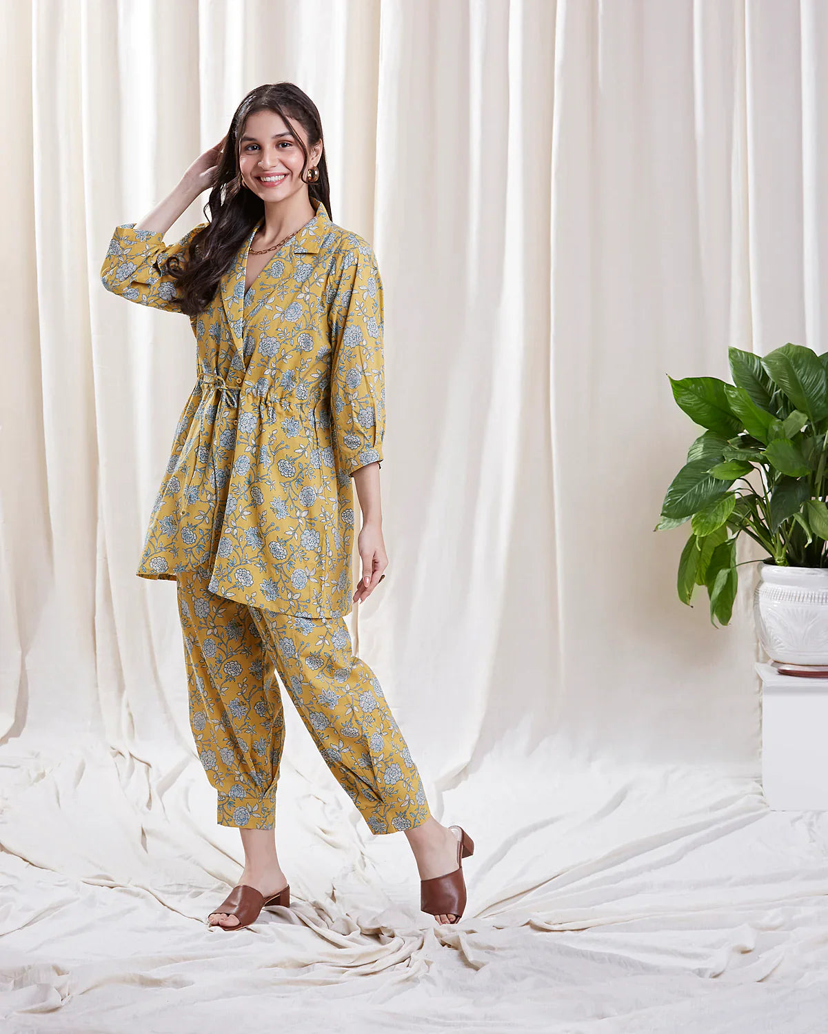 Floral Print Yellow Co-ord Set at Kamakhyaa by Hasttvam. This item is Cotton, Floral, Fusion Wear, Natural dyes, Relaxed Fit, Respondible production and Vegan, Yellow