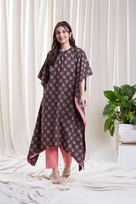 Floral Printed Black Kaftan Set at Kamakhyaa by Hasttvam. This item is Black, Cotton, Floral, Fusion Wear, Handmade by Artisans, Natural dyes, Relaxed Fit, Respondible production and Vegan