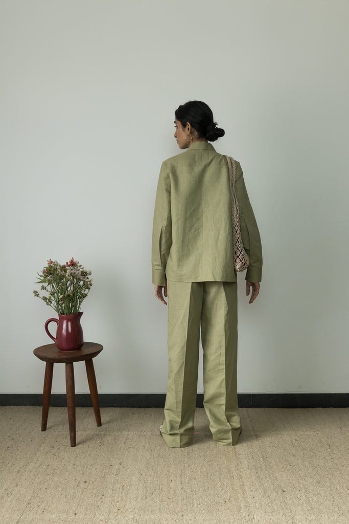 Green Loose Shirt by Anushé Pirani with Casual Wear, Cotton, Cotton Hemp, Green, Handwoven, Hemp, Overlays, Relaxed Fit, Shibumi Collection, Shirts, Solids, Womenswear at Kamakhyaa for sustainable fashion
