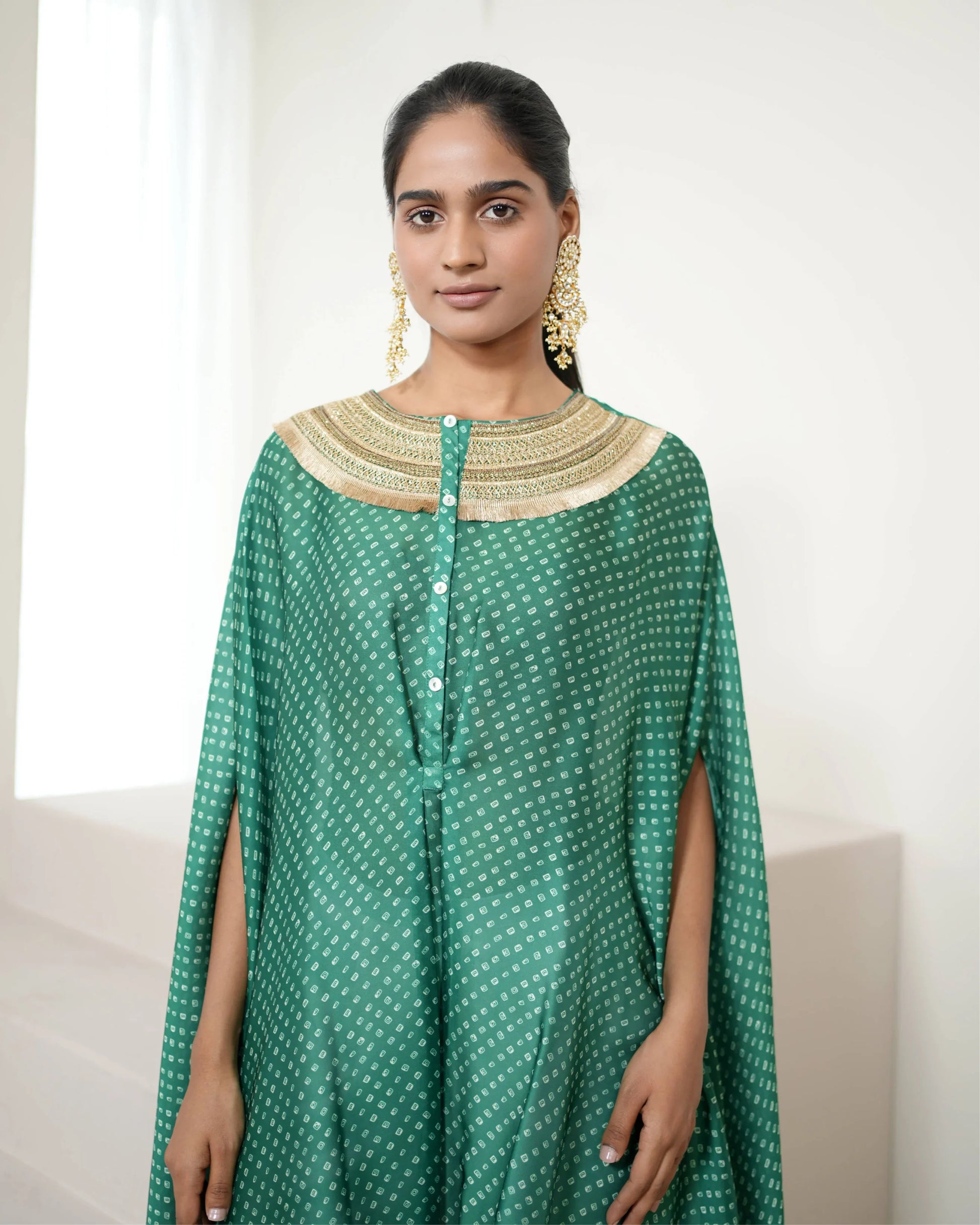 Green Crew neck Kurta Pant Set at Kamakhyaa by Mayura Kumar. This item is Bandhej, Bandhej Bandhini Mixology by Mayura Kumar, Dry clean, Festive Wear, Green, Independence, Mehendi Function, Relaxed Fit, Satin Silk, Tie-Dye