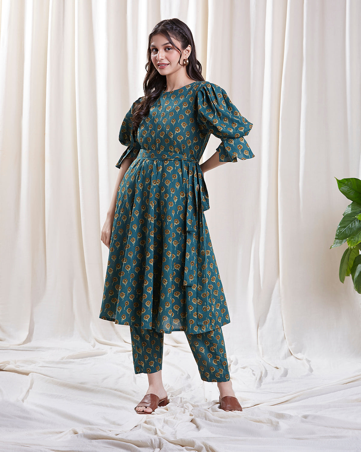 Green Kaftan Set with Puff Sleeves at Kamakhyaa by Hasttvam. This item is Cotton, Floral, Fusion Wear, Green, Handmade by Artisans, Natural dyes, Relaxed Fit, Respondible production and Vegan