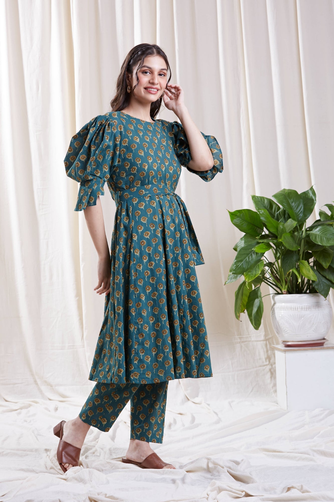 Green Kaftan Set with Puff Sleeves at Kamakhyaa by Hasttvam. This item is Cotton, Floral, Fusion Wear, Green, Handmade by Artisans, Natural dyes, Relaxed Fit, Respondible production and Vegan