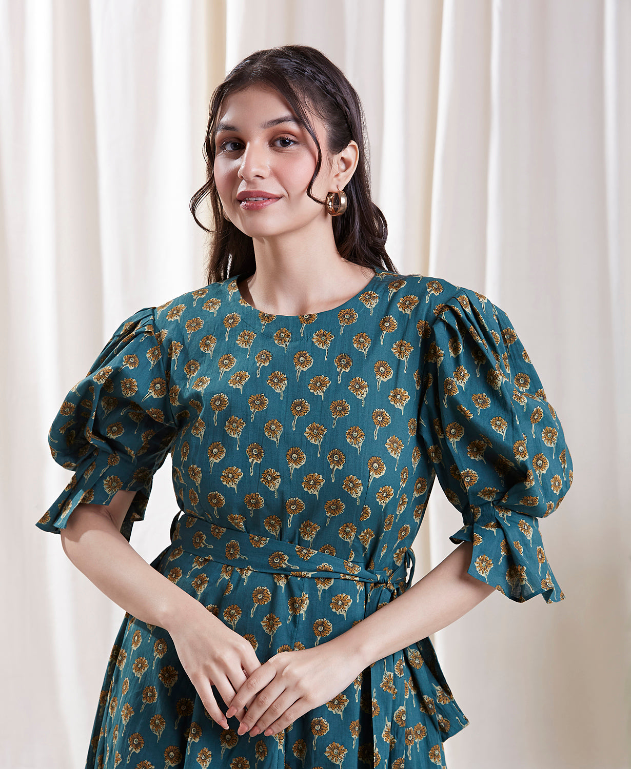 Green Kaftan Set with Puff Sleeves at Kamakhyaa by Hasttvam. This item is Cotton, Floral, Fusion Wear, Green, Handmade by Artisans, Natural dyes, Relaxed Fit, Respondible production and Vegan