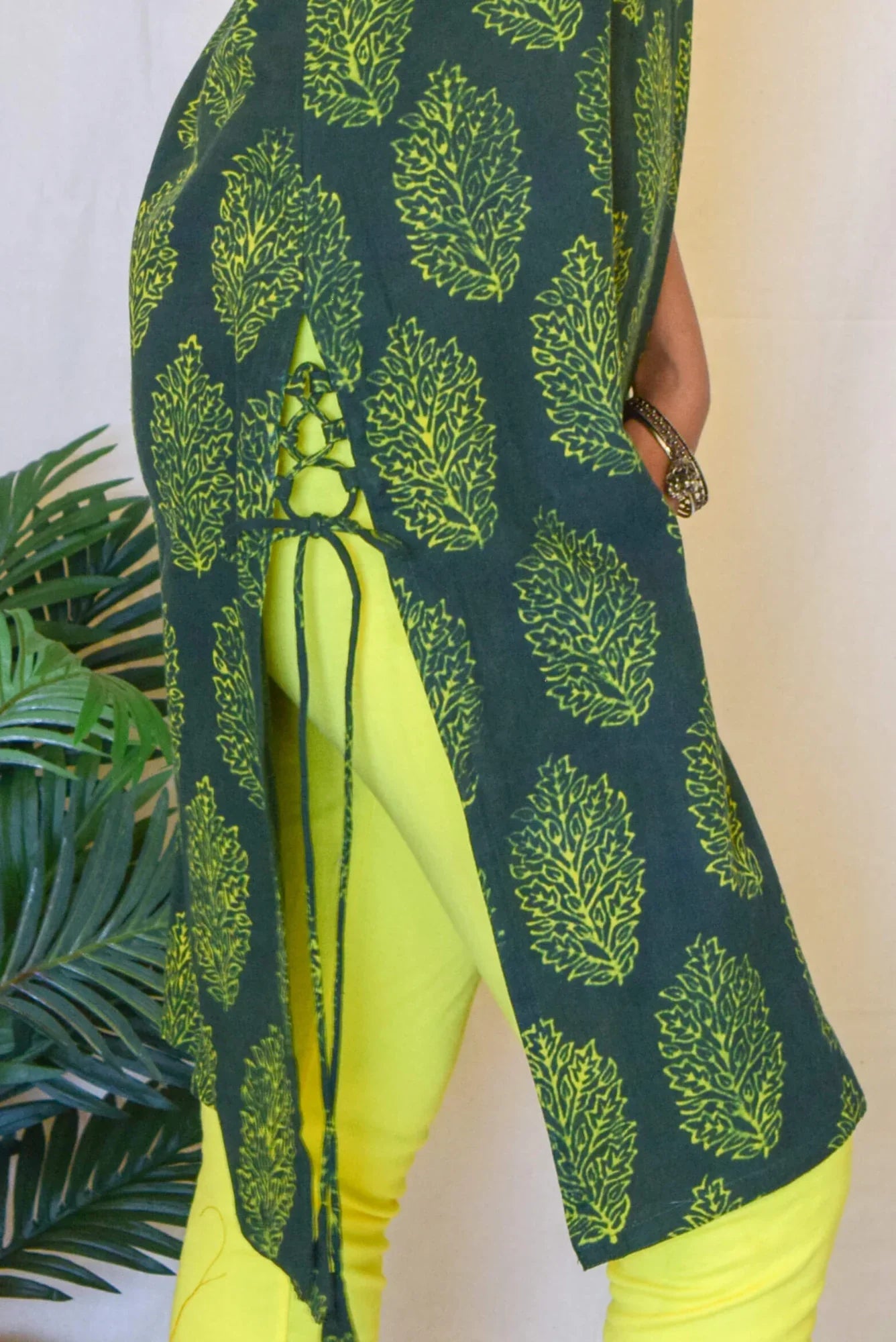 Green Printed Kurta at Kamakhyaa by Hasttvam. This item is Casual Wear, Cotton, Floral, Green, Handmade by Artisans, Natural dyes, Relaxed Fit, Respondible production and Vegan