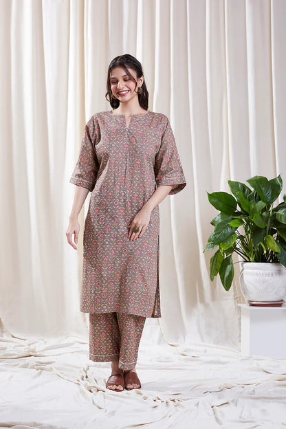 Grey Floral Printed Kurta Set at Kamakhyaa by Hasttvam. This item is Cotton, Floral, Fusion Wear, Grey, Natural dyes, Relaxed Fit, Respondible production and Vegan