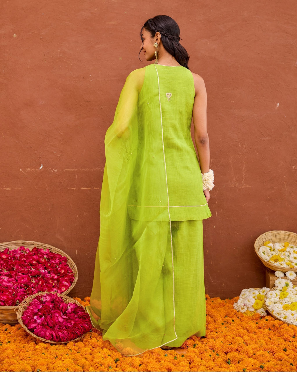 Harini Kurta Set at kamakhyaa.com by Taro. This item is Saundh by Taro, Under $50