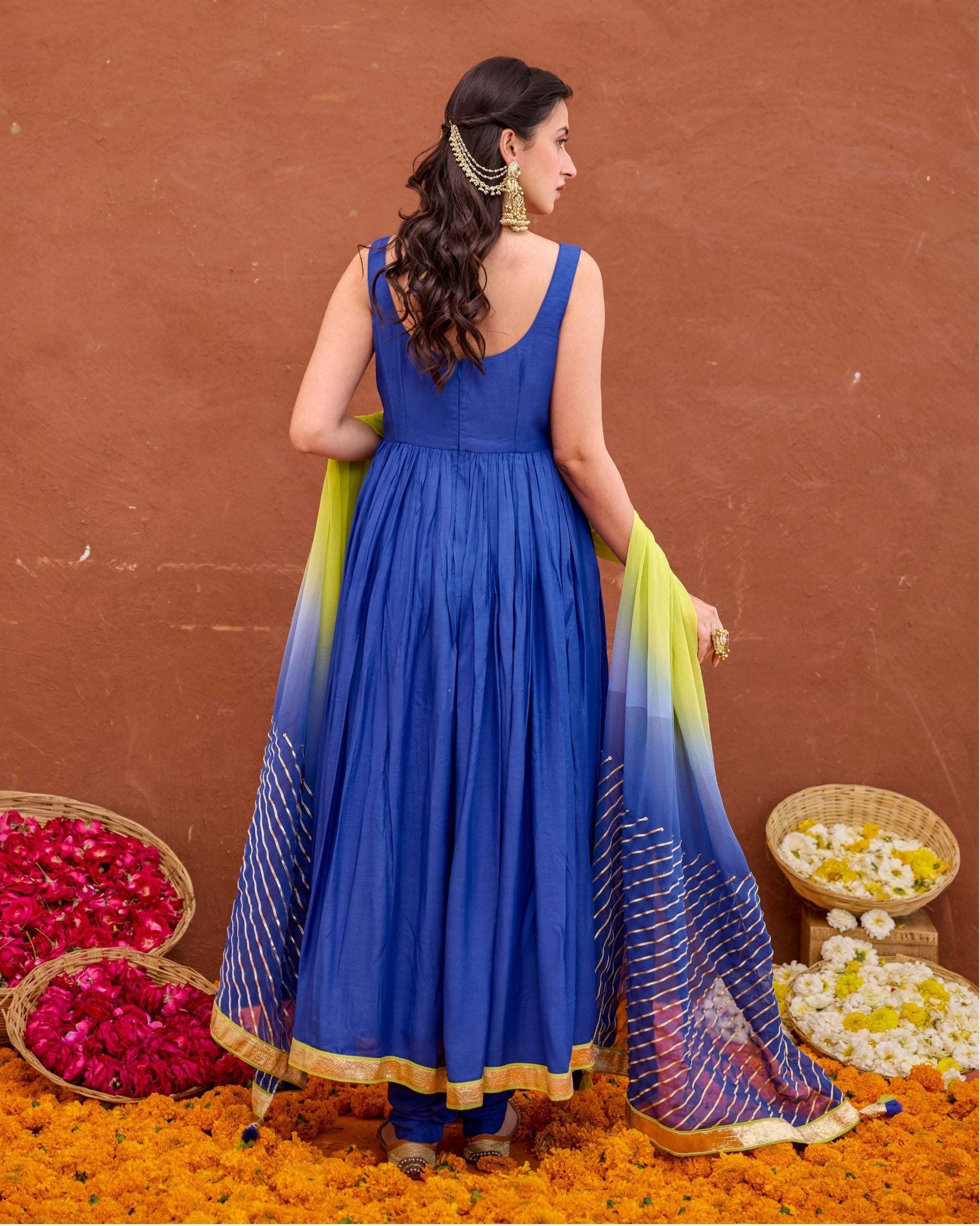 Kashvi Kurta Set at kamakhyaa.com by Taro. This item is Saundh by Taro, Under $50