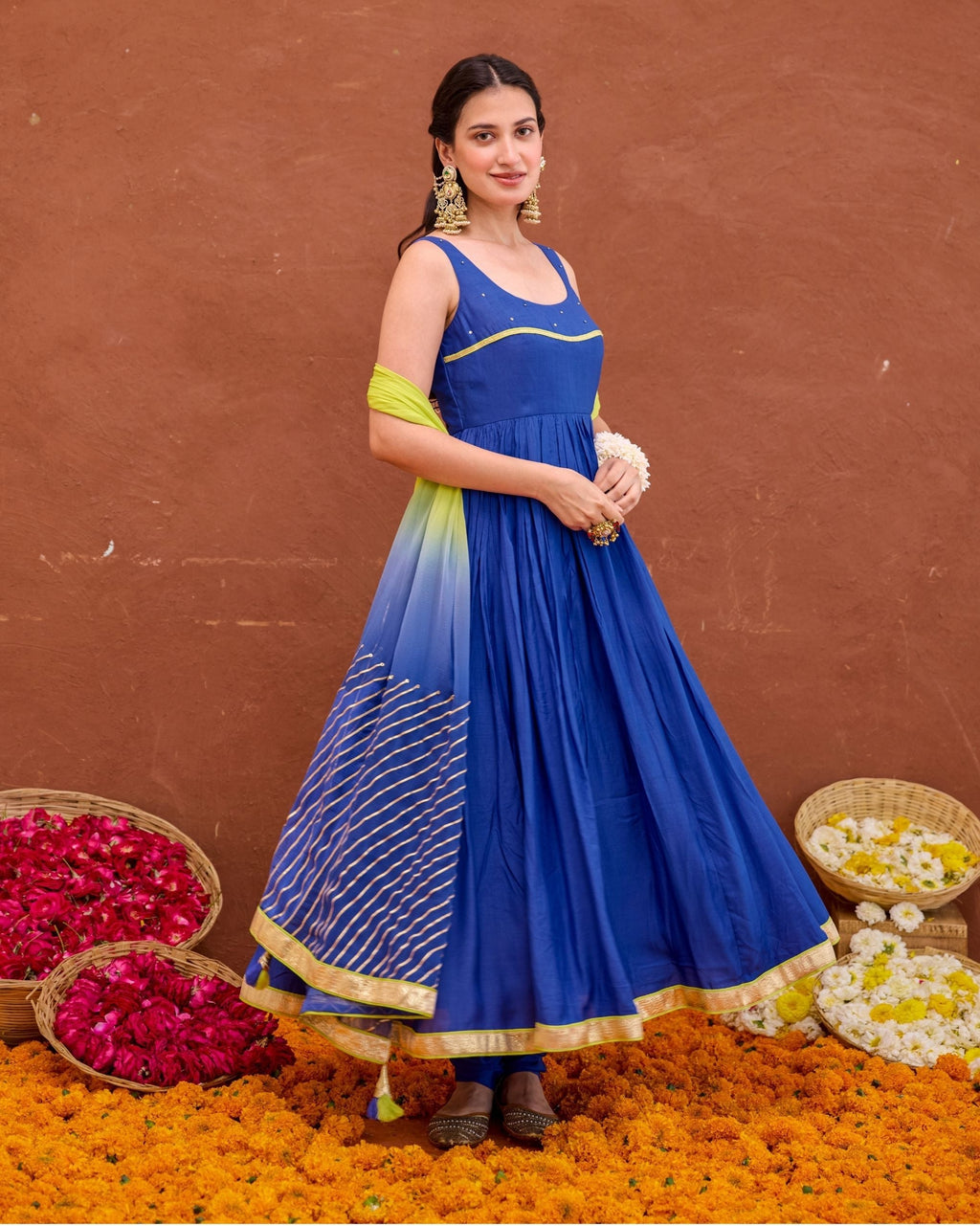 Kashvi Kurta Set at kamakhyaa.com by Taro. This item is Saundh by Taro, Under $50