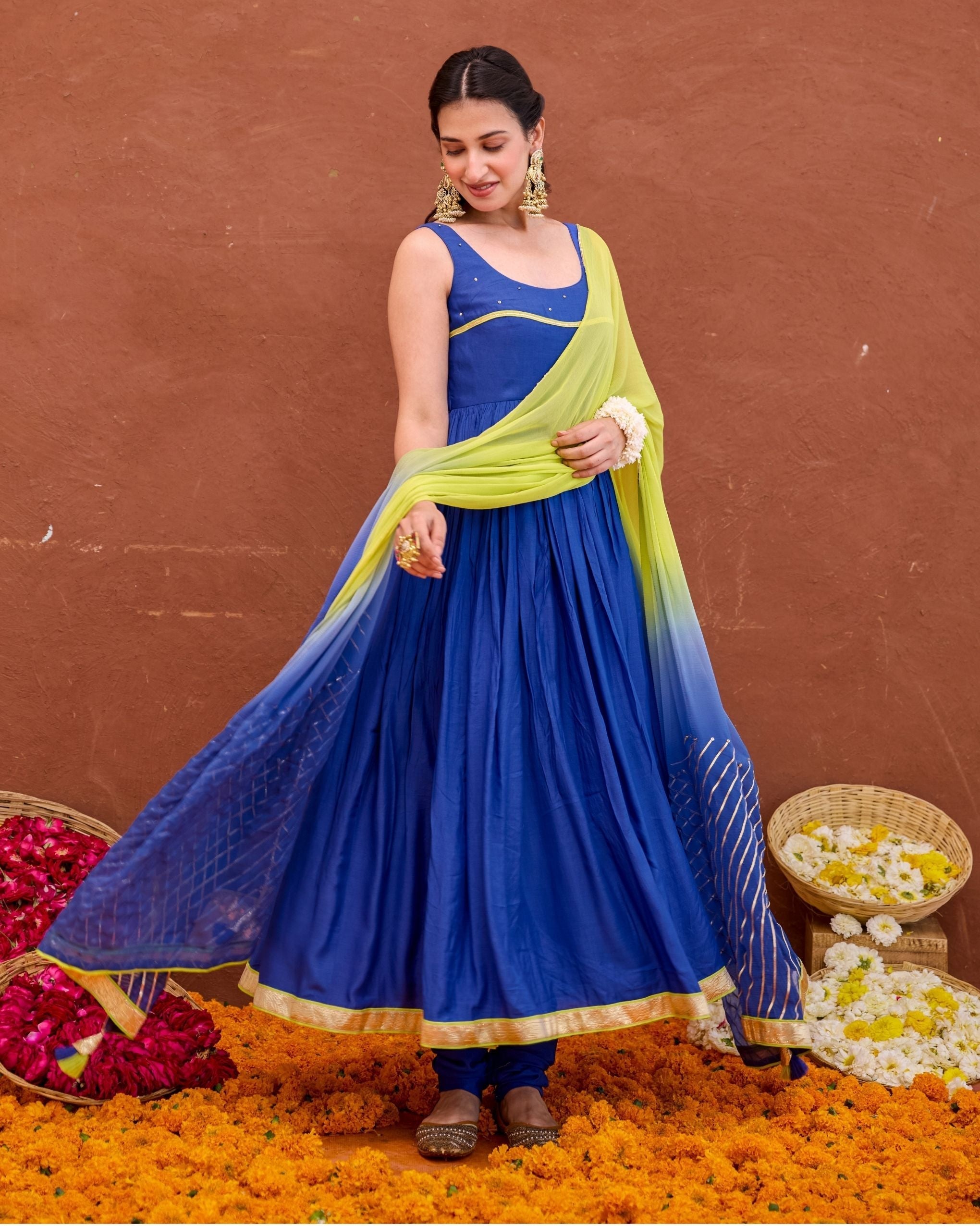 Kashvi Kurta Set at kamakhyaa.com by Taro. This item is Saundh by Taro, Under $50
