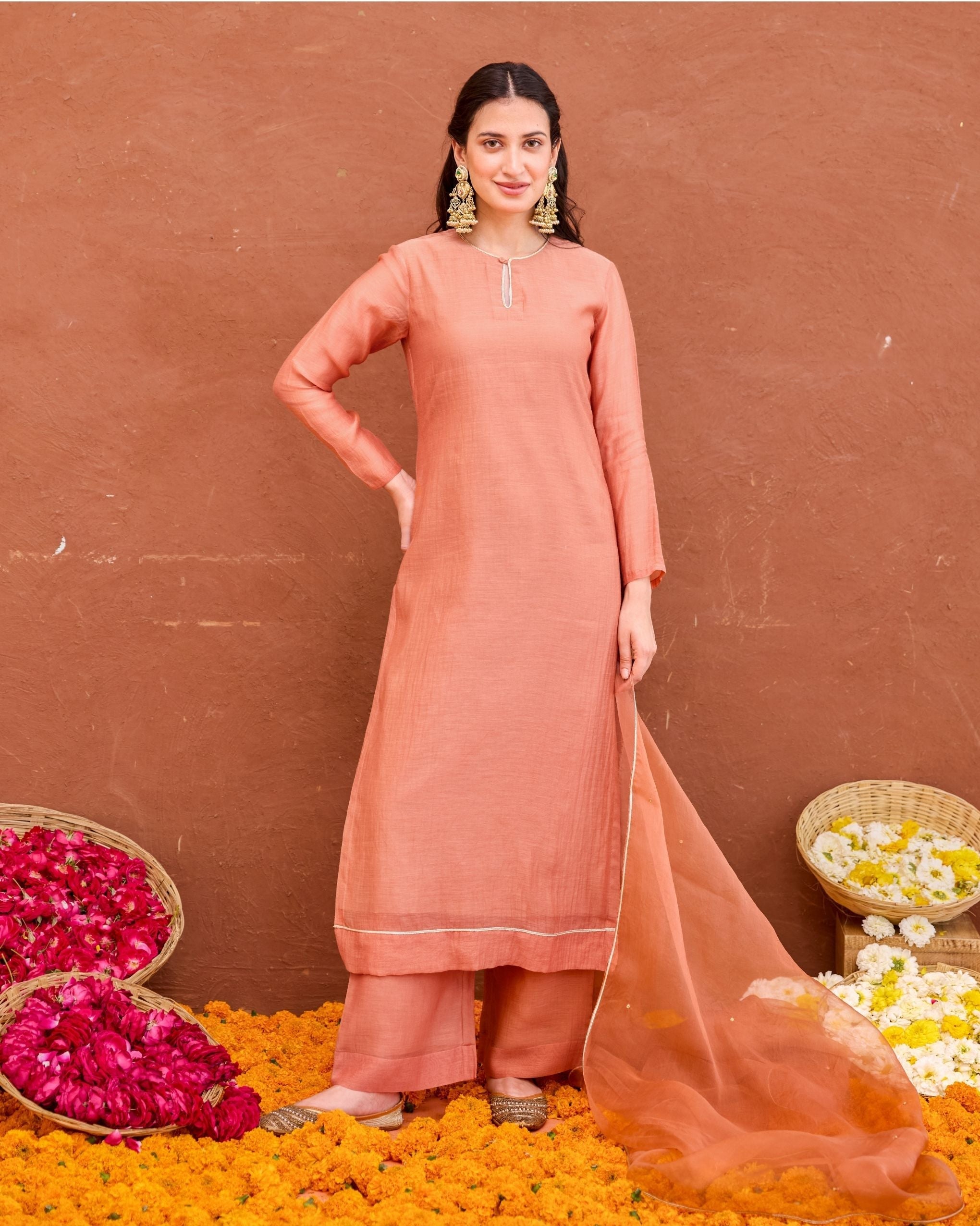 Kesar Kurta Set at kamakhyaa.com by Taro. This item is Saundh by Taro, Under $50