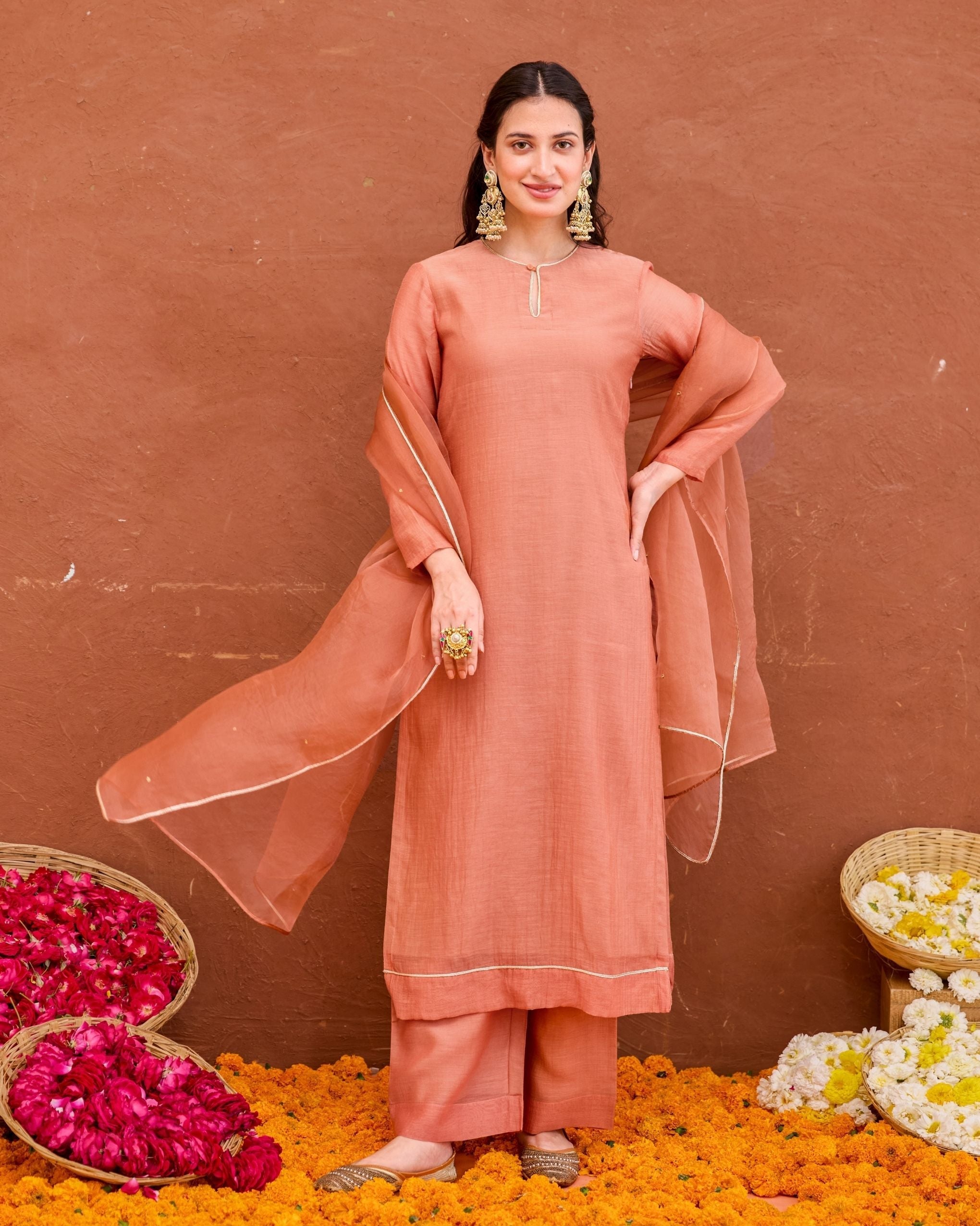 Kesar Kurta Set at kamakhyaa.com by Taro. This item is Saundh by Taro, Under $50