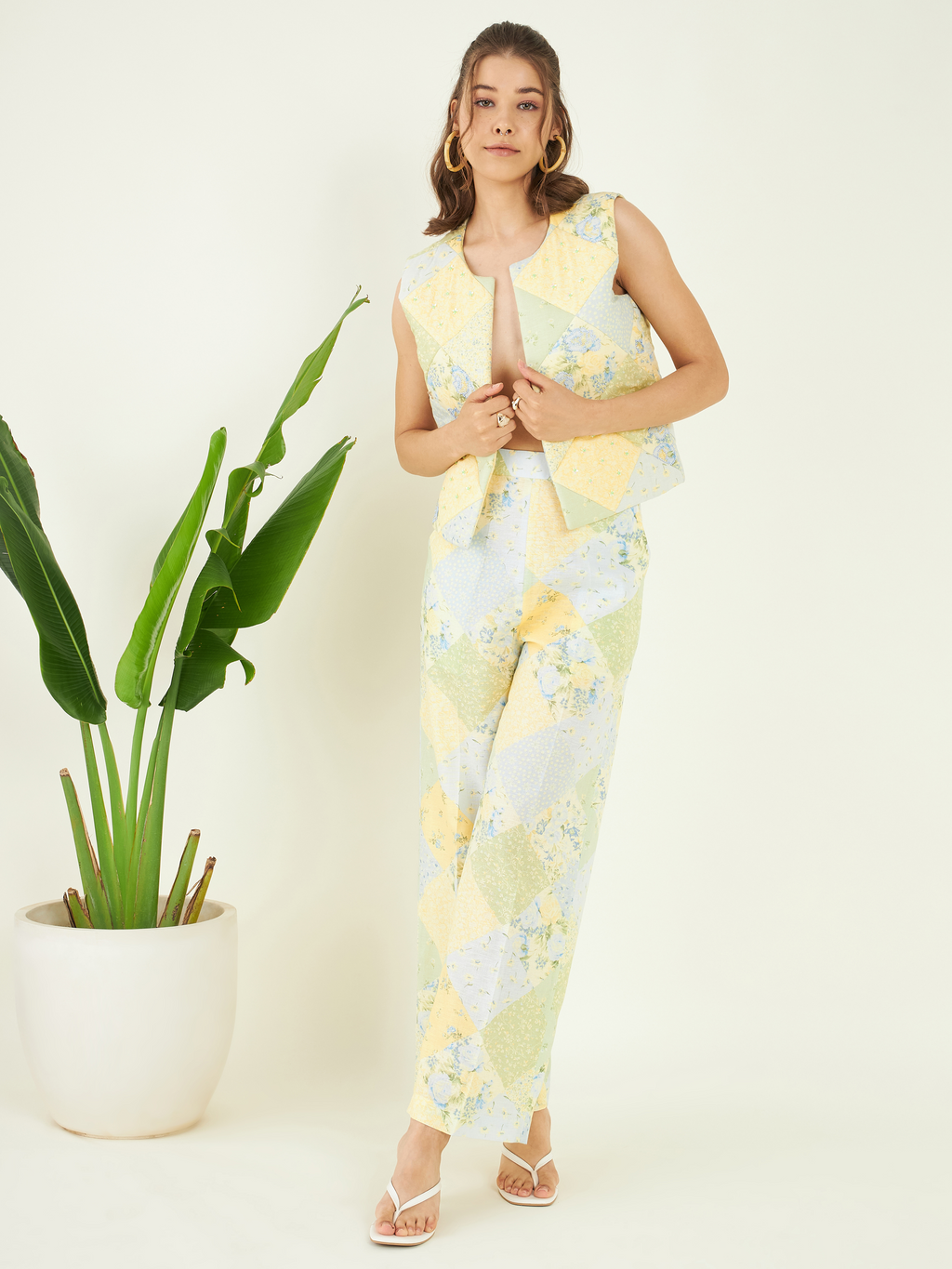 Linen Multicolor Cotton Co-ord Set at Kamakhyaa by Bohobi. This item is 100% Linen, Cotton Mulmul, Embroidered, Evening Wear, Multicolor, Regular Fit, Toxin free, Vacation Co-ord Sets