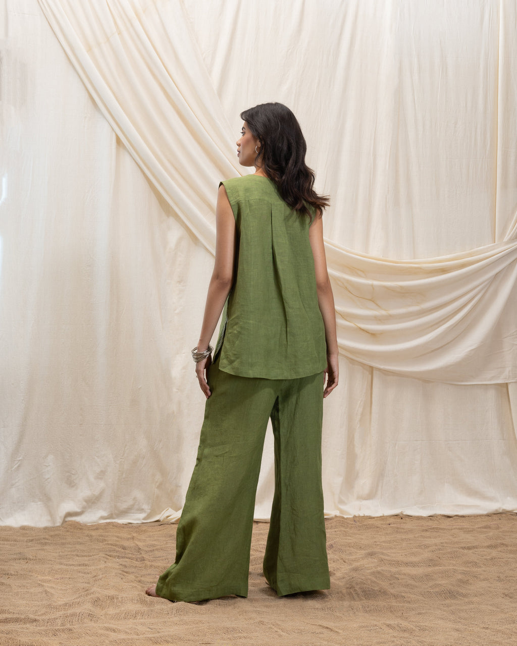 Linen tunic top and flared pant set at Kamakhyaa by Akashi Clothing. This item is 100% Linen, Regular Fit, Solid Selfmade, Solids, The Stamp Edit By Akashi Clothing, Under $200