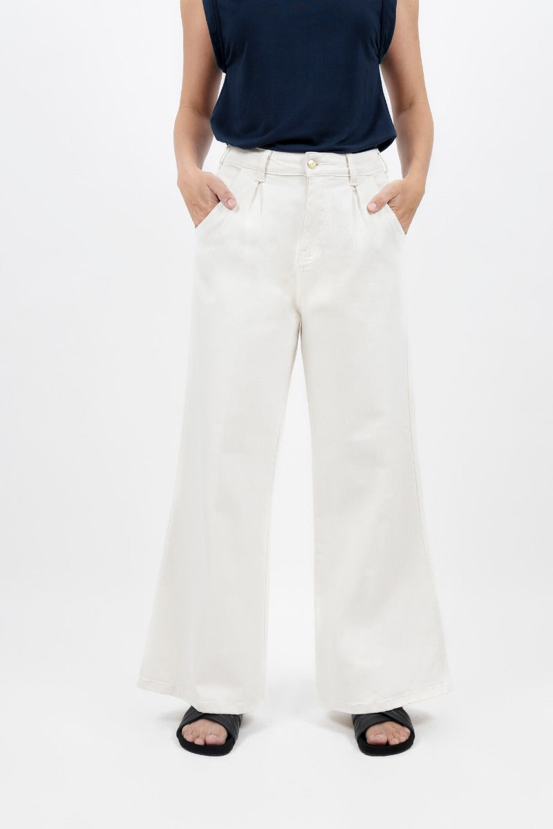 Los Angeles - Wide Leg Jeans- Alto at Kamakhyaa by 1 People. This item is Made from Natural Materials