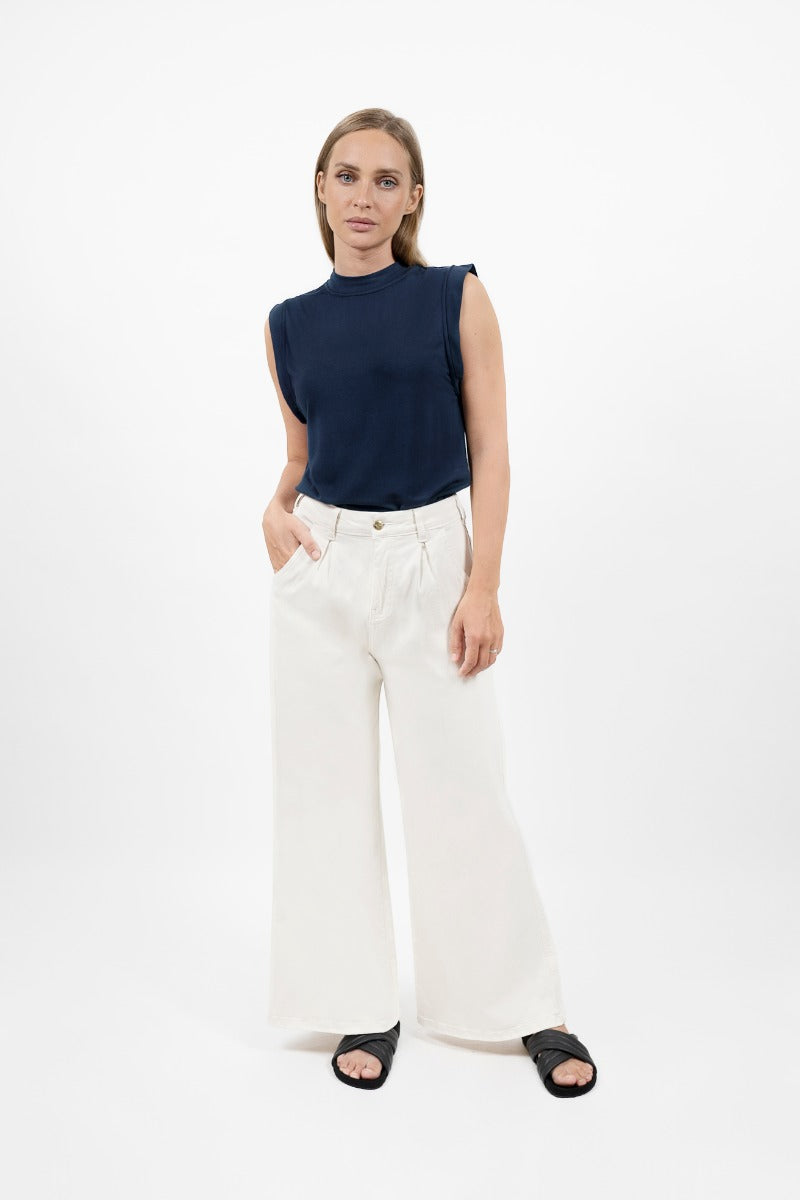 Los Angeles - Wide Leg Jeans- Alto at Kamakhyaa by 1 People. This item is Made from Natural Materials